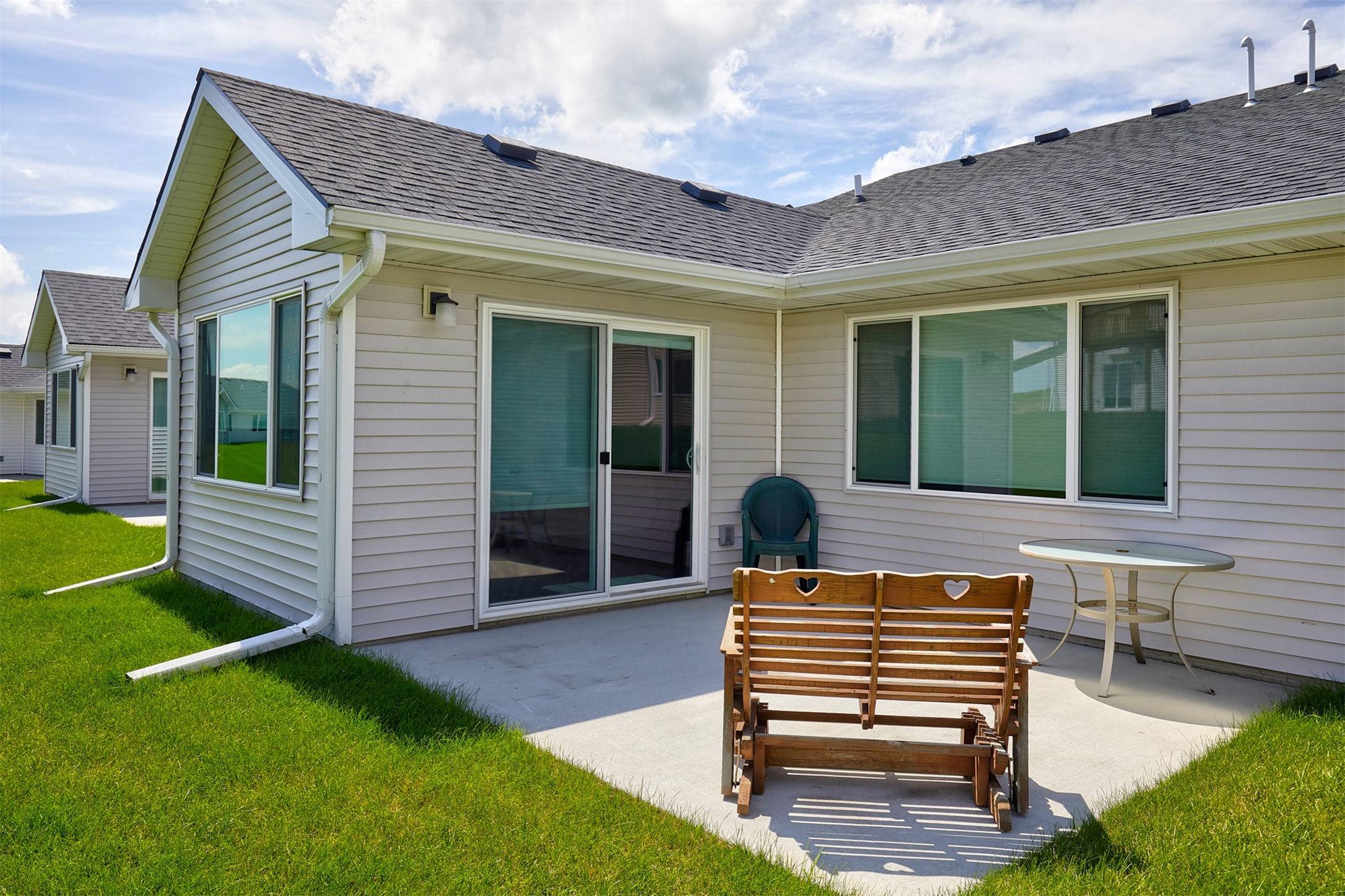 Ankeny, IA 50021,5627 NE Creek Ridge Drive