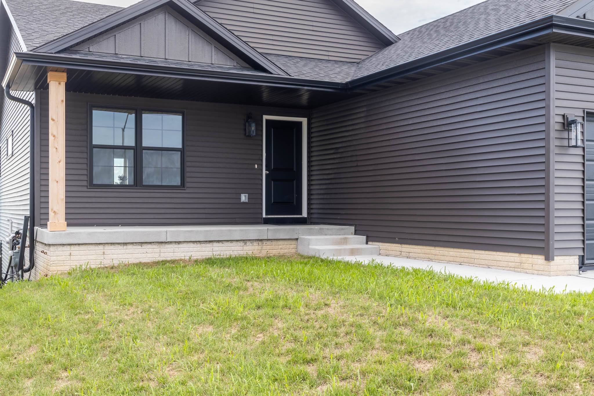 Norwalk, IA 50211,305 S Valley View Drive