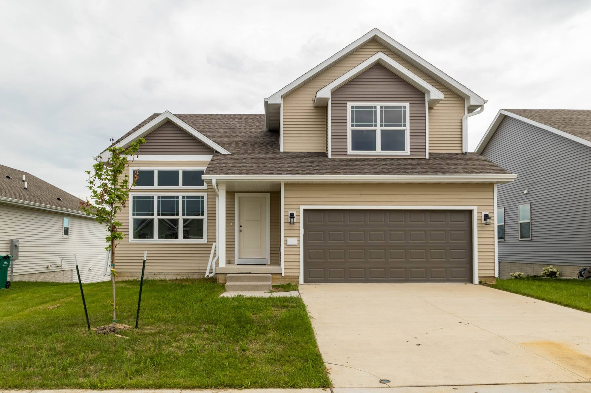 Norwalk, IA 50211,209 S Valley View Drive