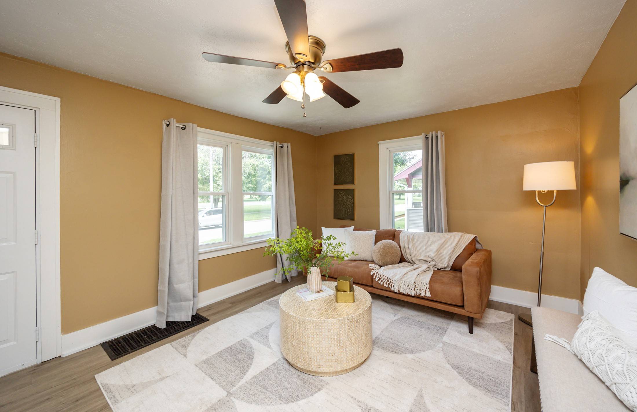 West Des Moines, IA 50265,221 9th Street