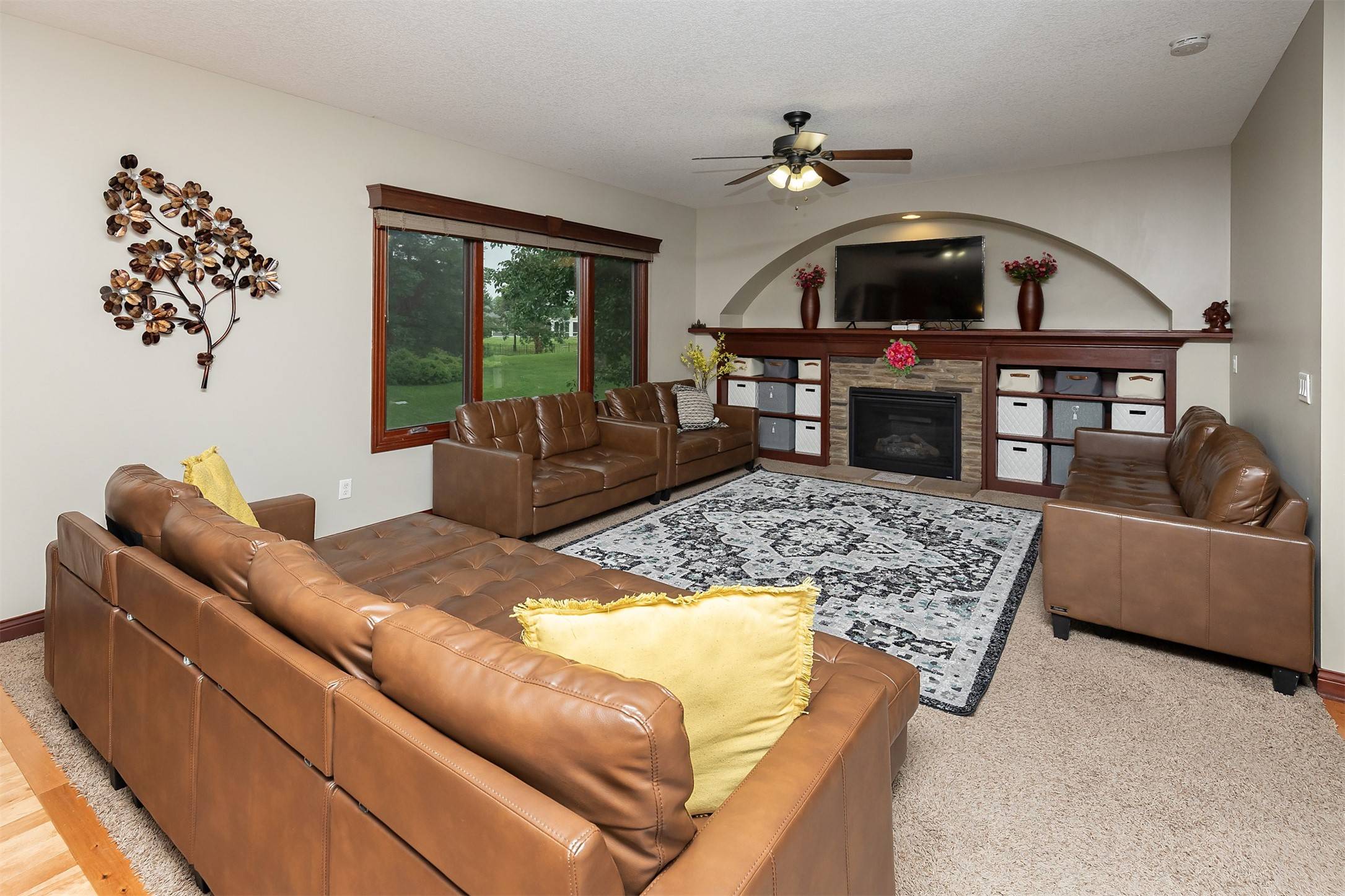 Johnston, IA 50131,8700 Wooded Point Drive
