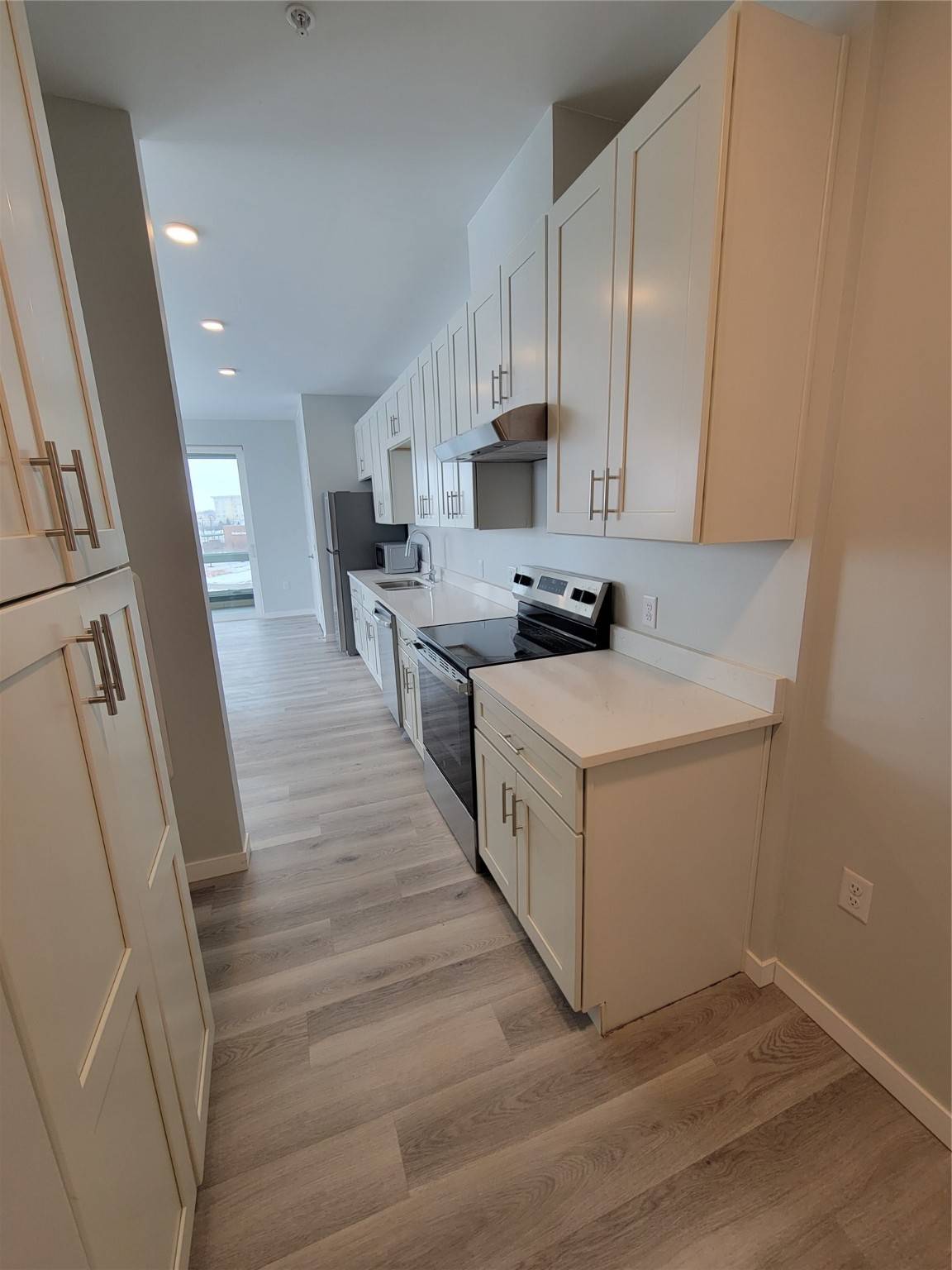 West Des Moines, IA 50266,565 Market Street #2302, 2312