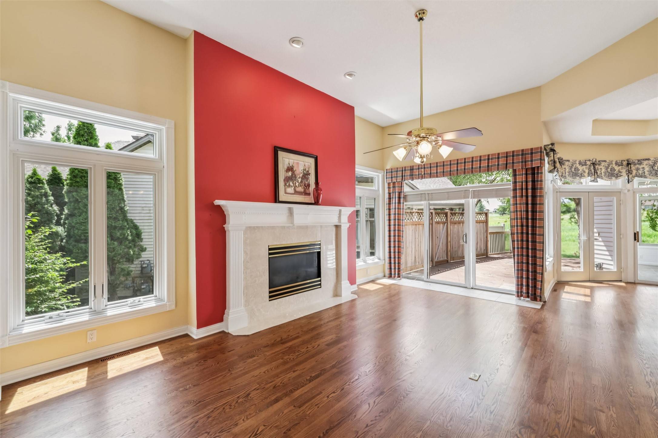 West Des Moines, IA 50266,1069 Glen Oaks Drive