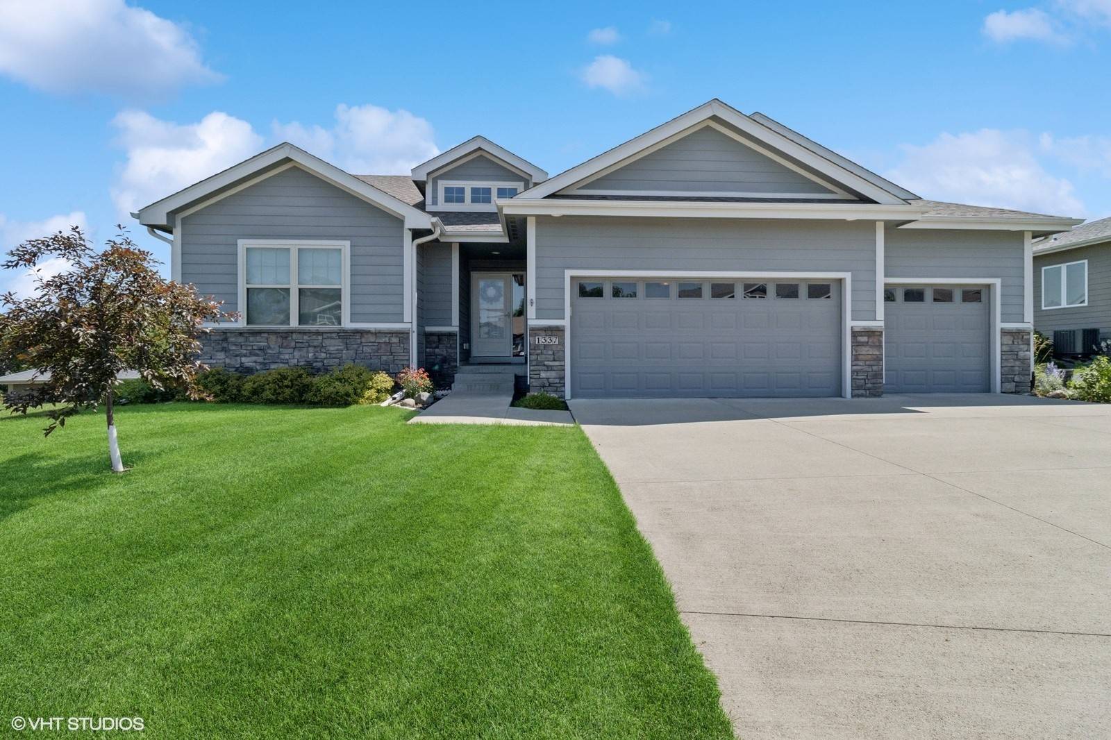 Adel, IA 50003,1337 S 7th Street
