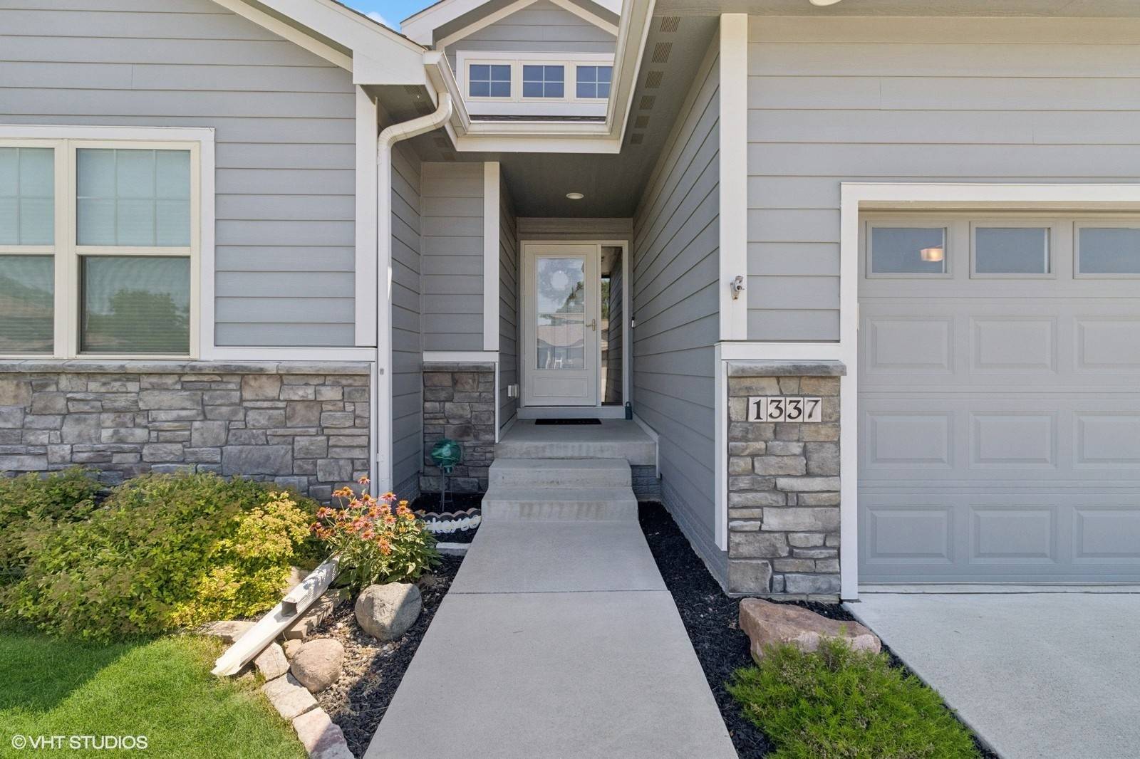 Adel, IA 50003,1337 S 7th Street