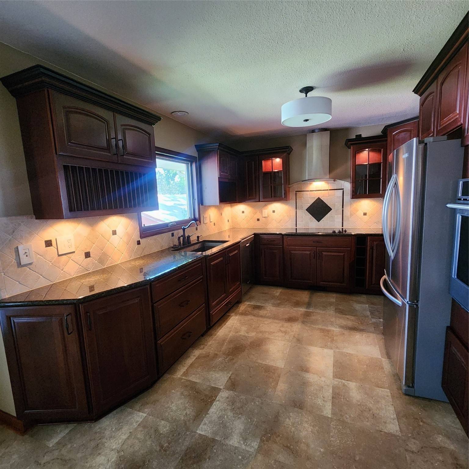 Urbandale, IA 50322,4100 73rd Street