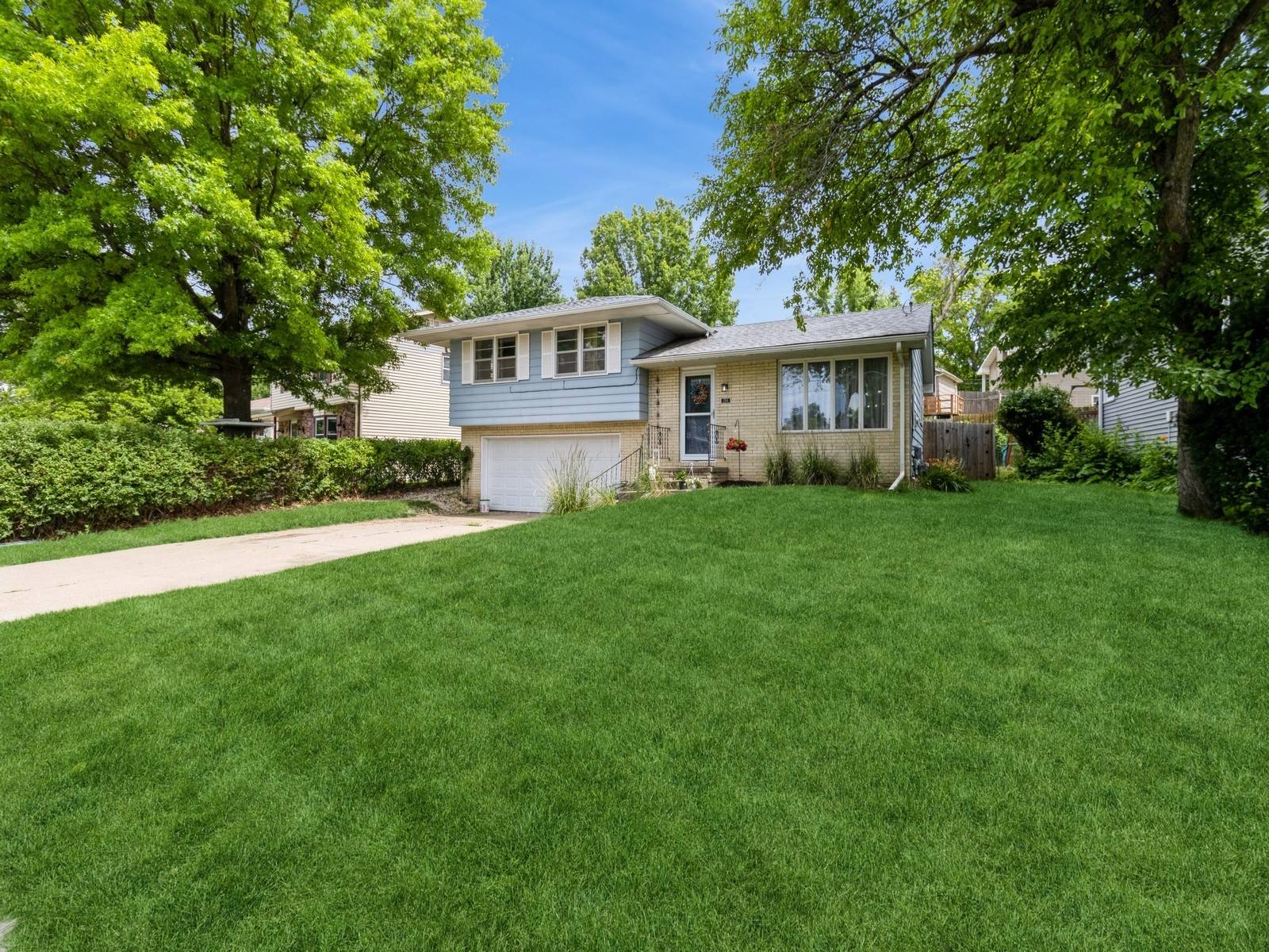 Des Moines, IA 50315,204 E Philip Street