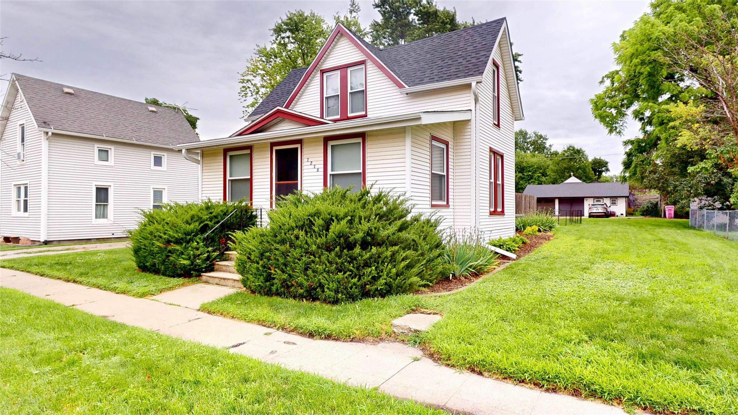 Boone, IA 50036,1216 Linn Street