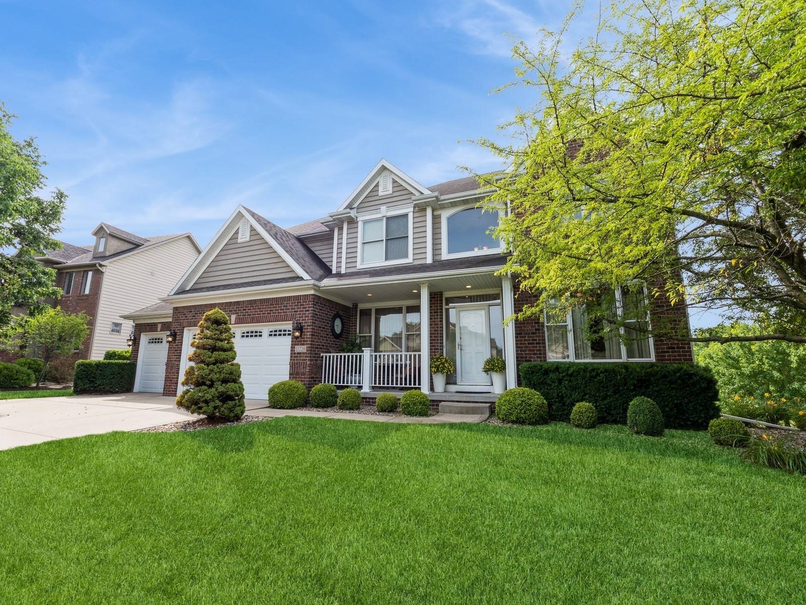 Urbandale, IA 50323,15220 Ridgemont Drive