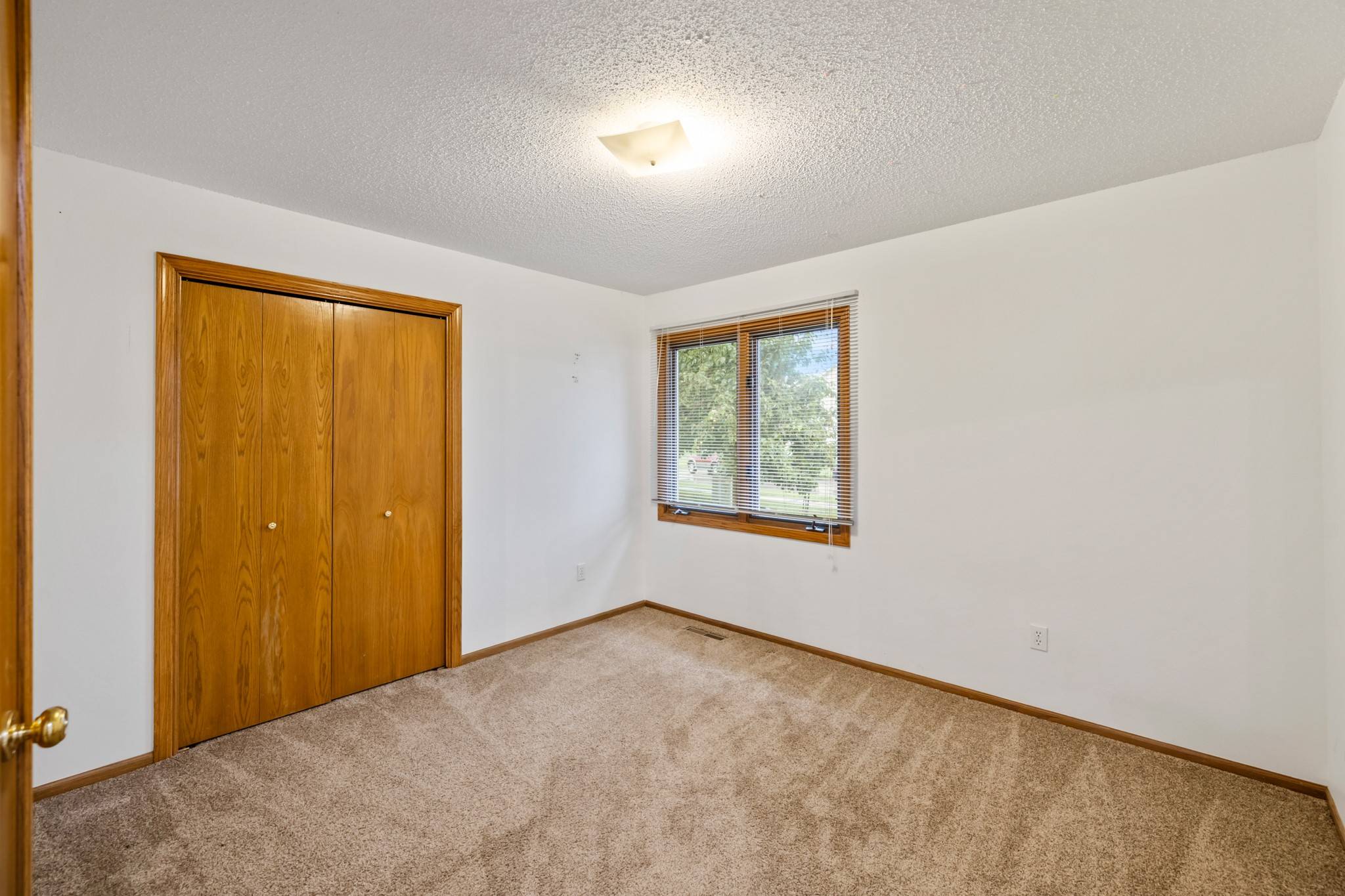 Des Moines, IA 50320,3006 Shadow Creek Lane