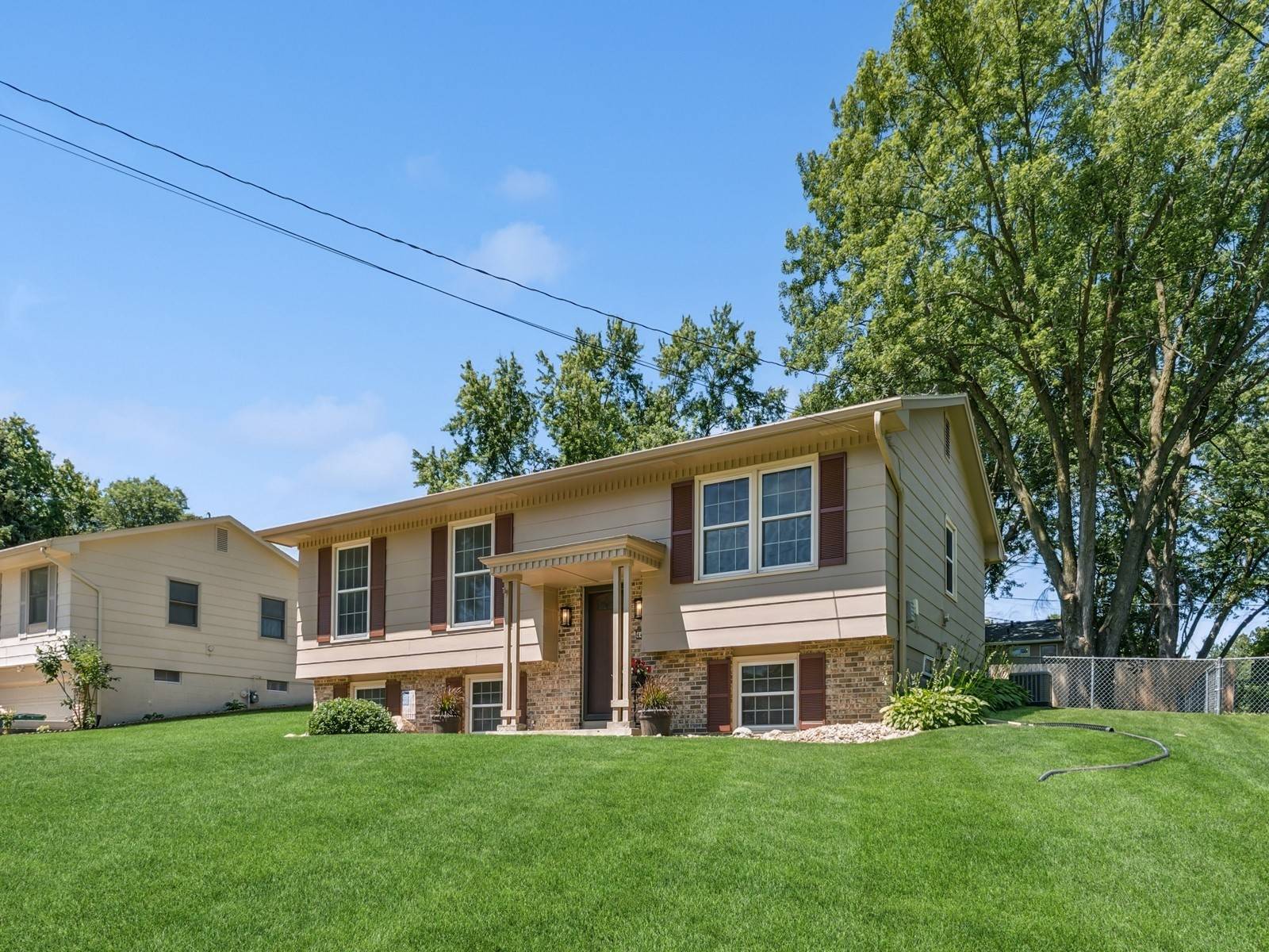 Urbandale, IA 50322,4408 66th Street