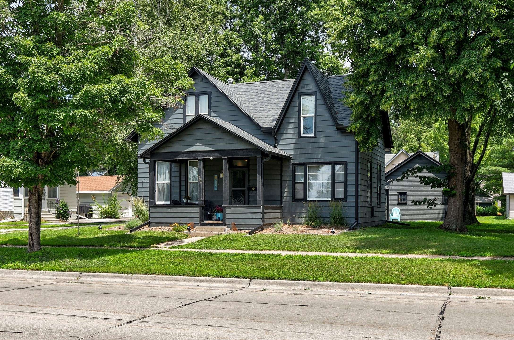 Indianola, IA 50125,404 W Salem Avenue