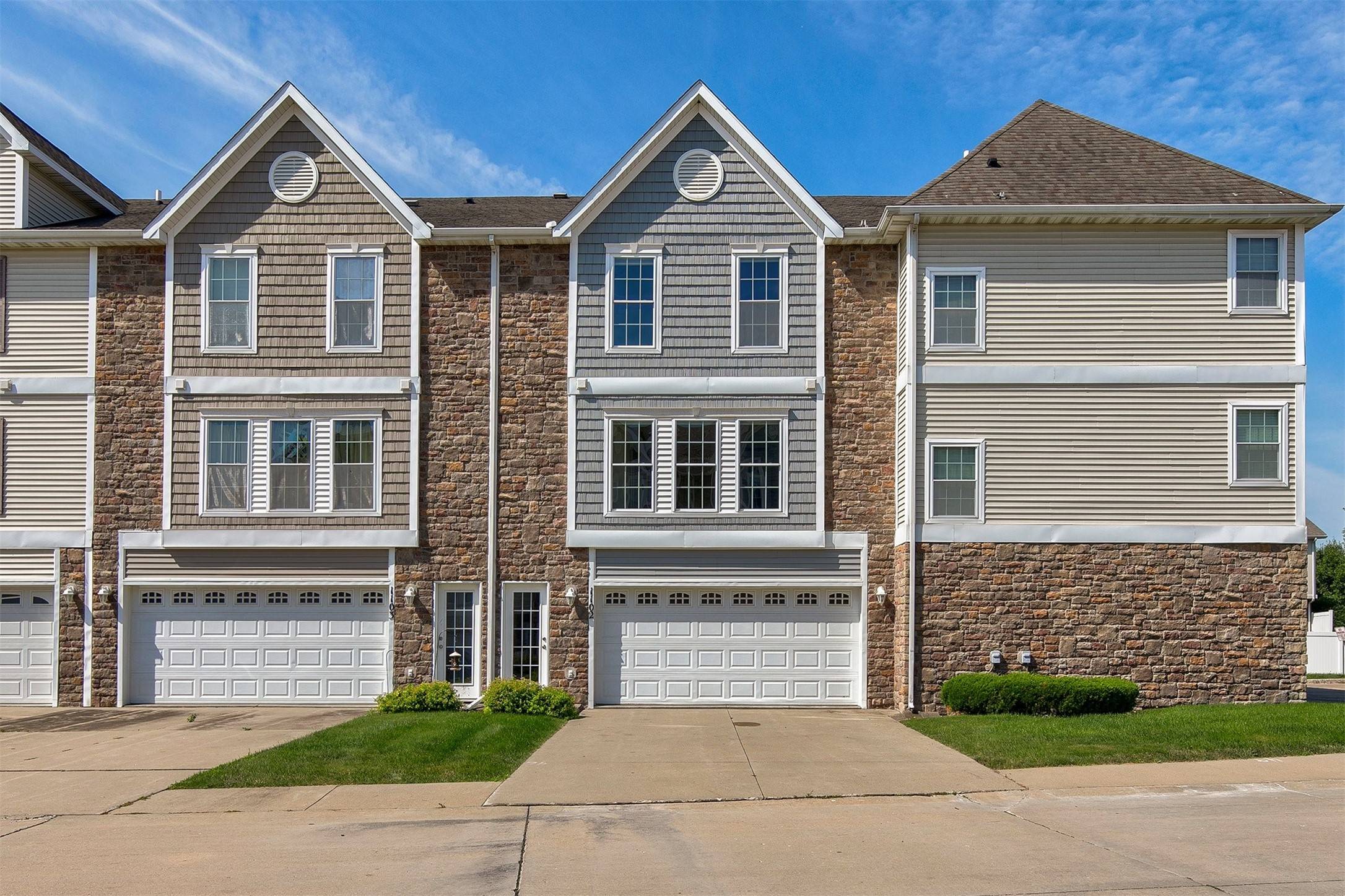 West Des Moines, IA 50266,8302 Westown Parkway #1102