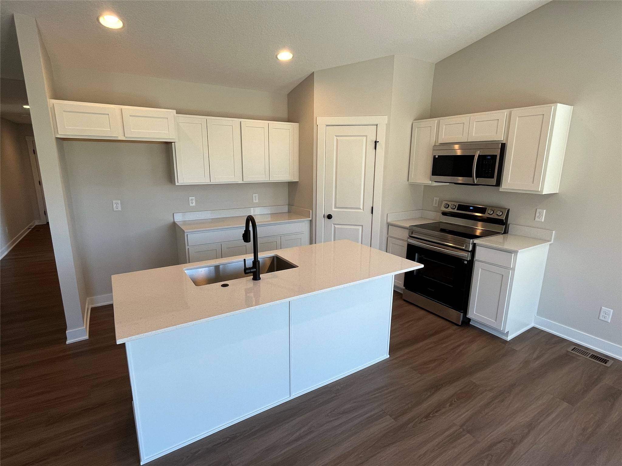 Norwalk, IA 50211,901 Knoll Drive