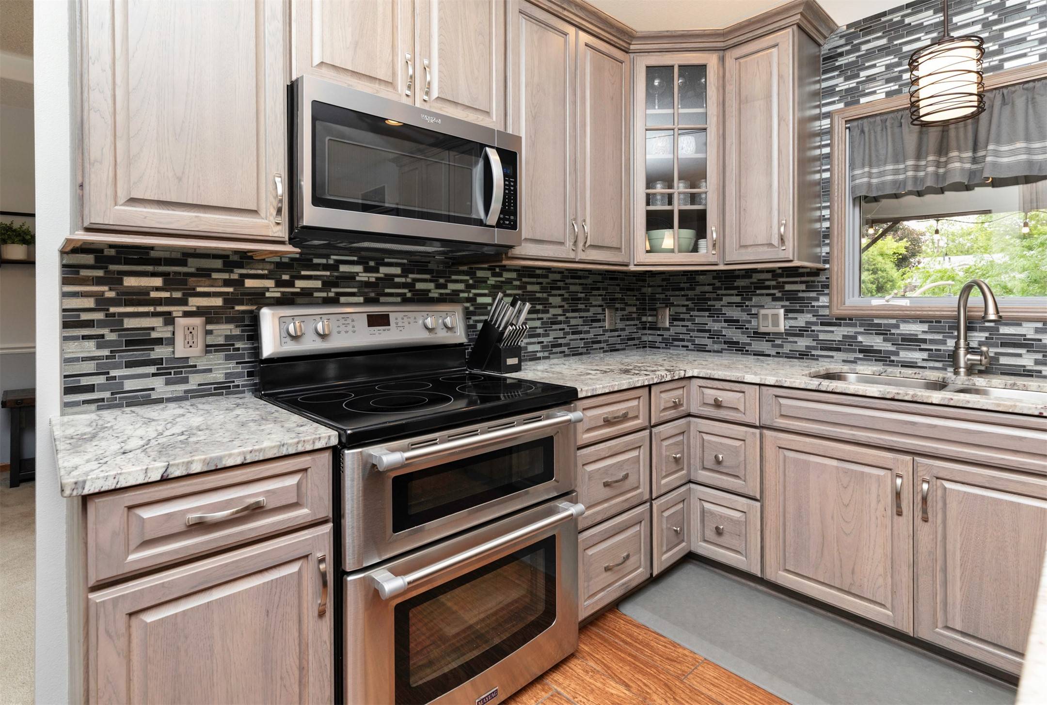 Johnston, IA 50131,5526 Kensington Circle