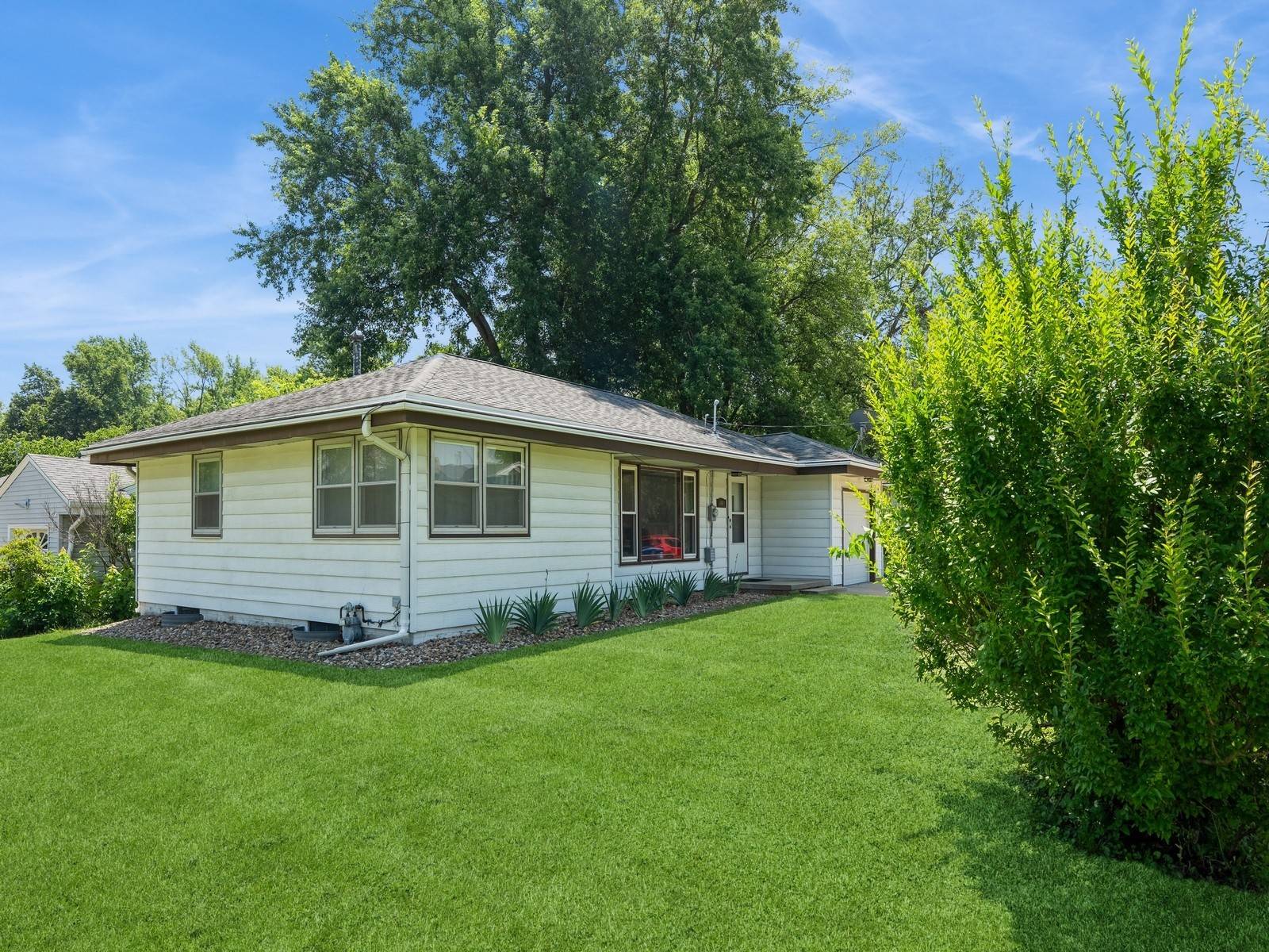 Des Moines, IA 50315,6001 SW 13th Place