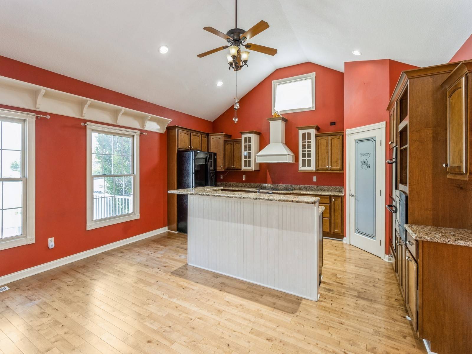 Altoona, IA 50009,221 19th Street SW