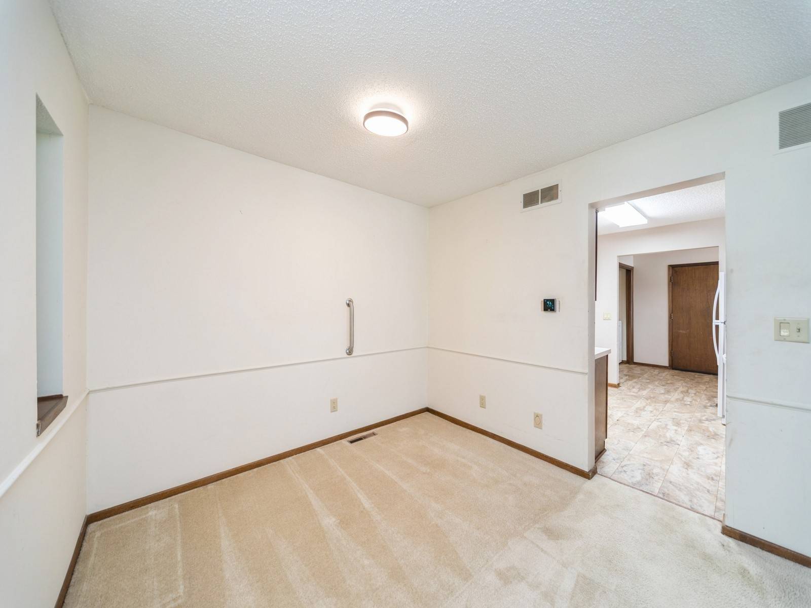 Johnston, IA 50131,6194 Terrace Drive #3