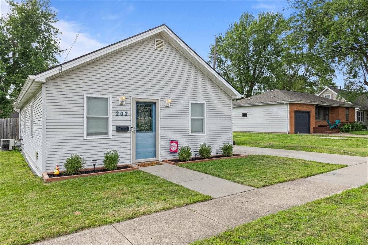 Ankeny, IA 50023,202 SW Des Moines Street