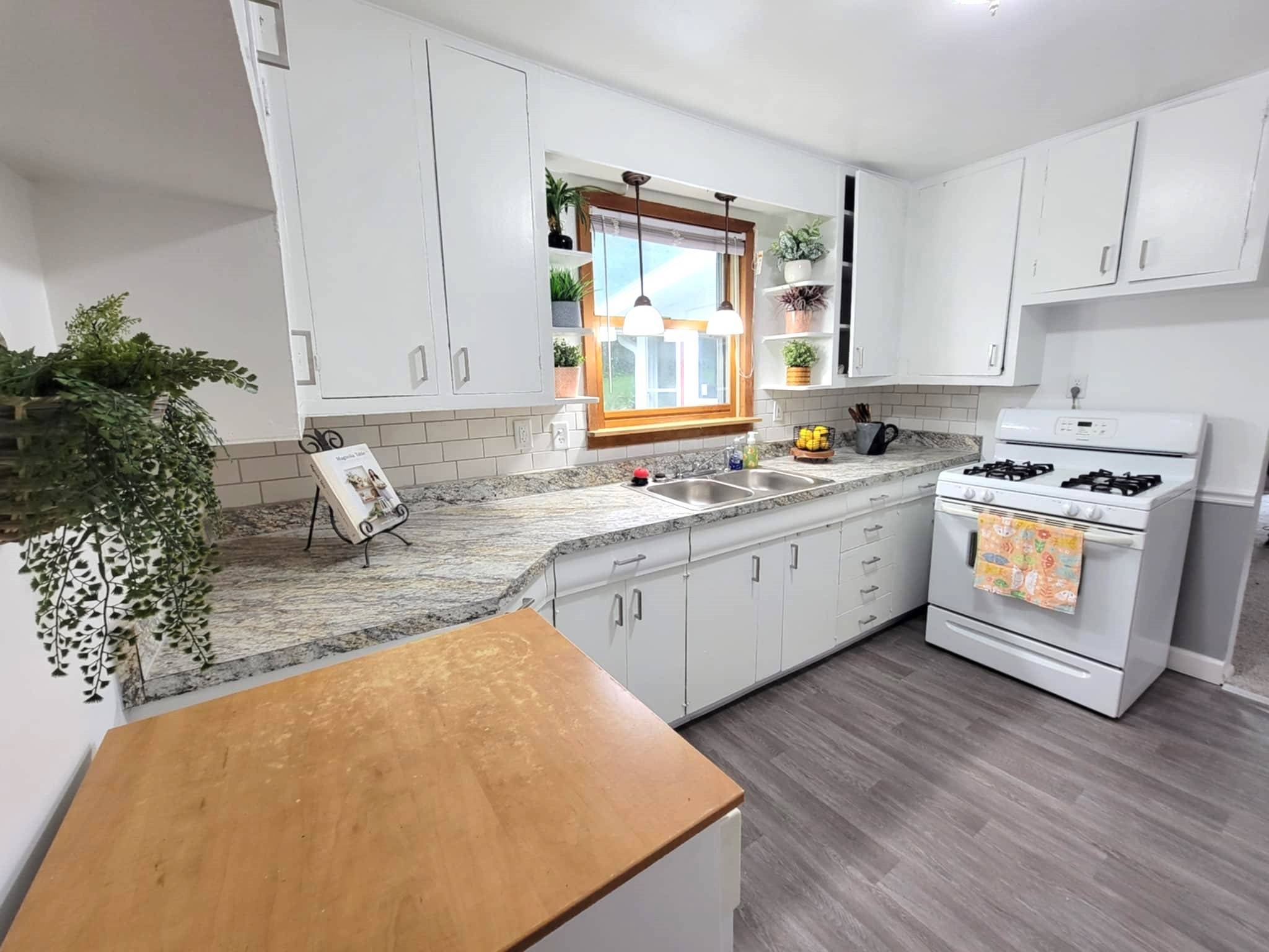 Des Moines, IA 50317,1233 Williams Street