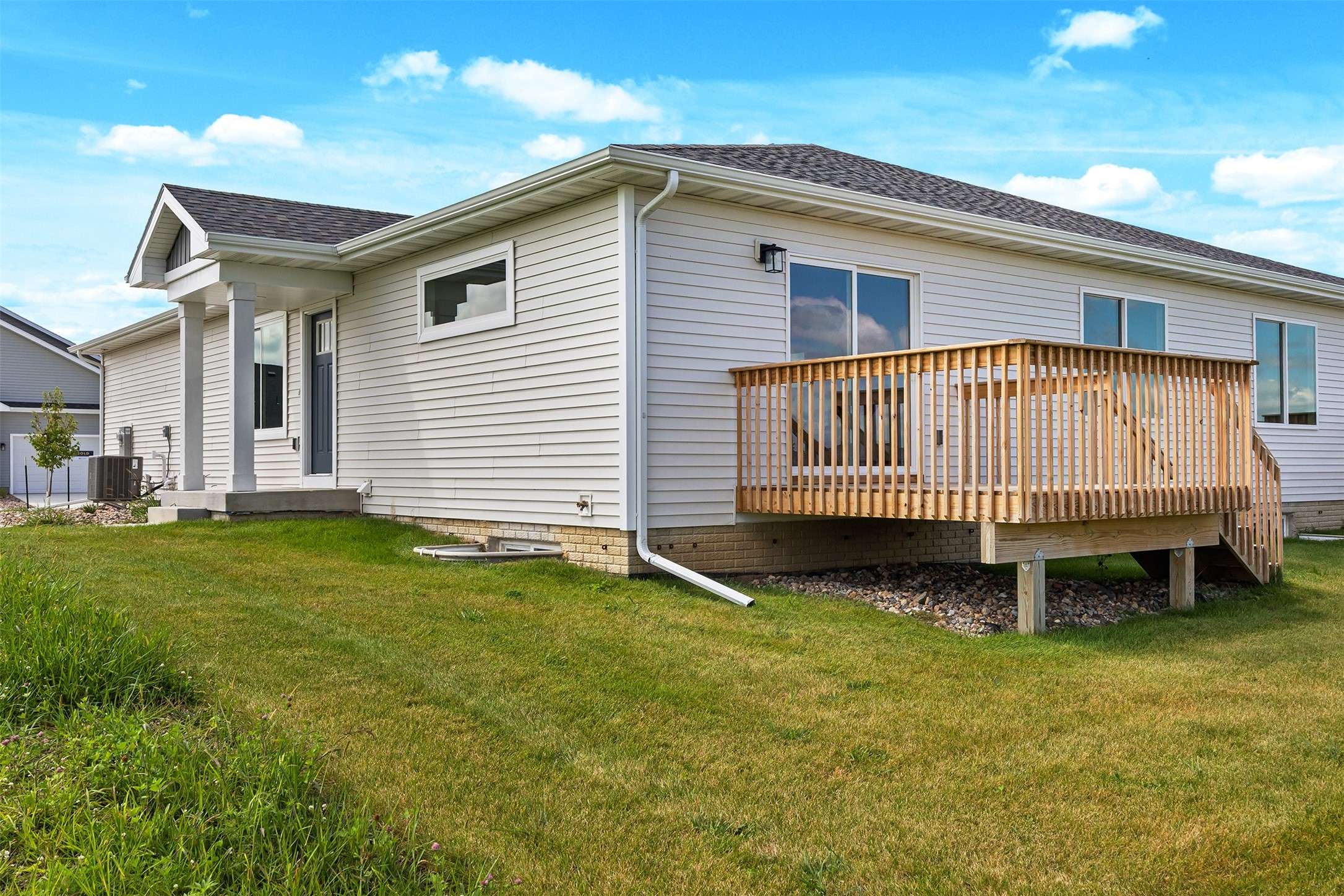Altoona, IA 50009,1564 Foxtail Drive SE