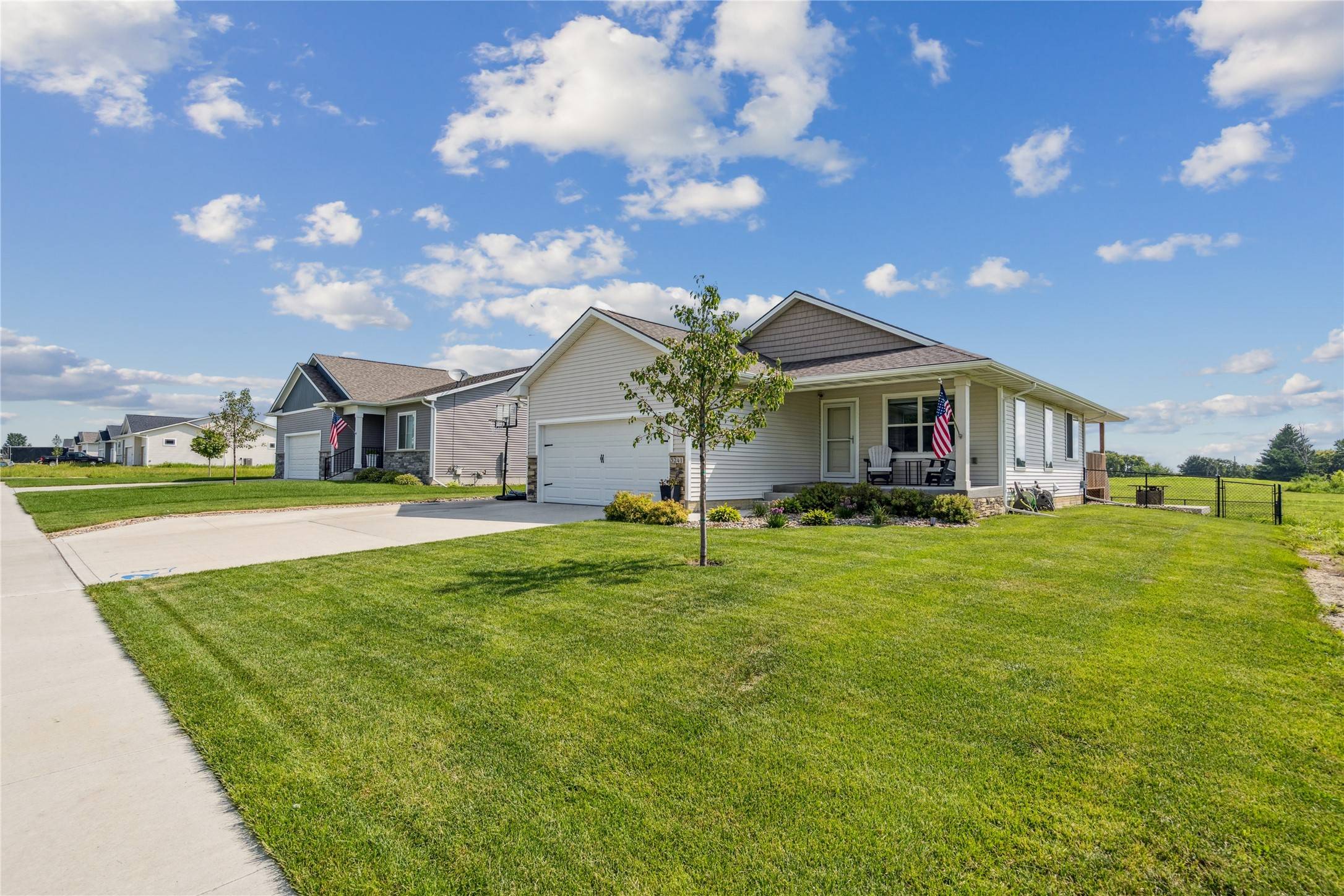 Des Moines, IA 50317,3241 Brook Landing Court