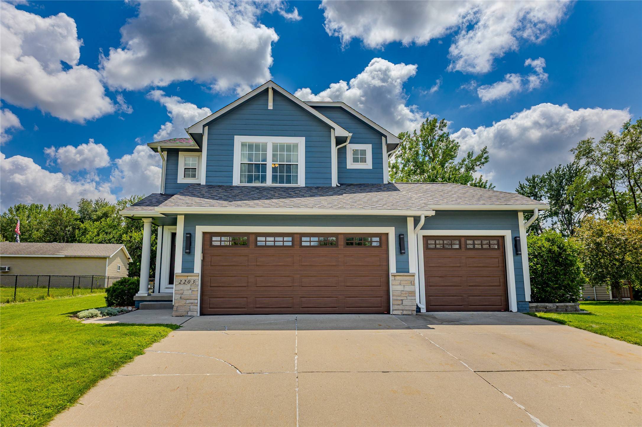 Ankeny, IA 50023,2203 NW Lakeside Court