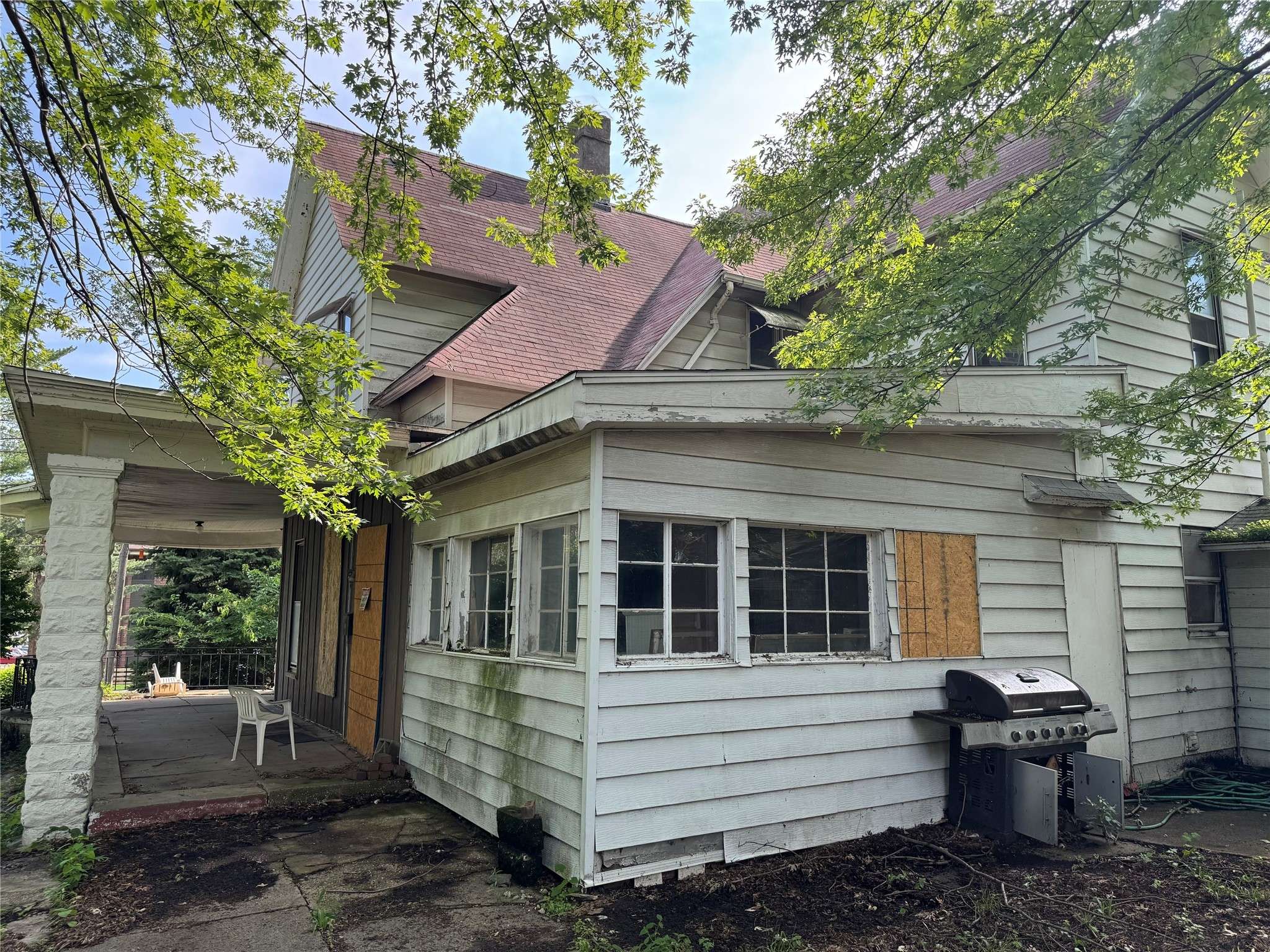 Des Moines, IA 50313,803 Oak Park Avenue
