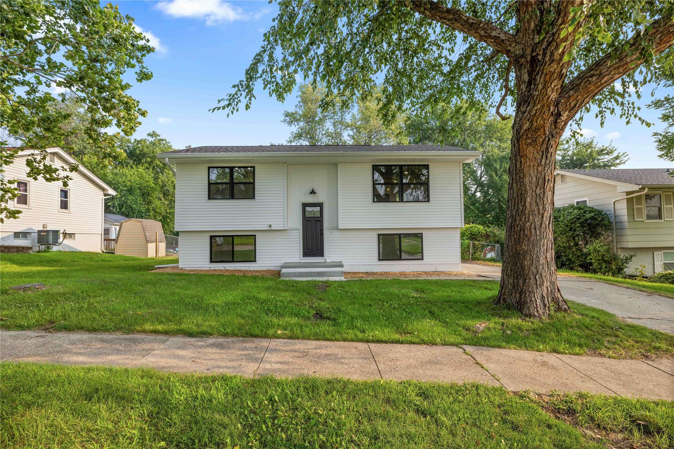 Indianola, IA 50125,1606 W Salem Avenue