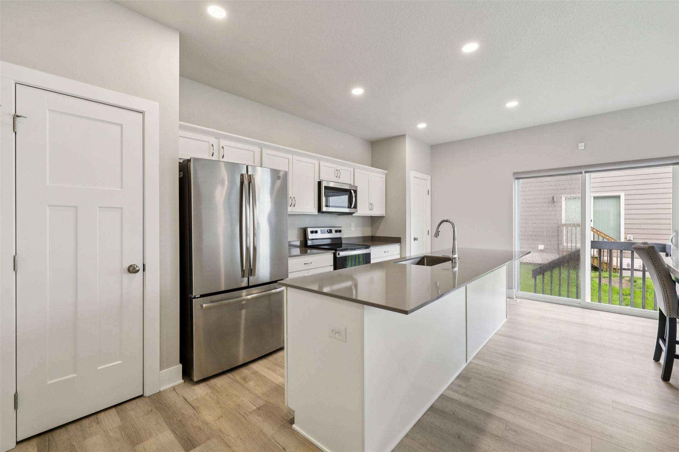 Urbandale, IA 50323,17116 Larkspur Lane