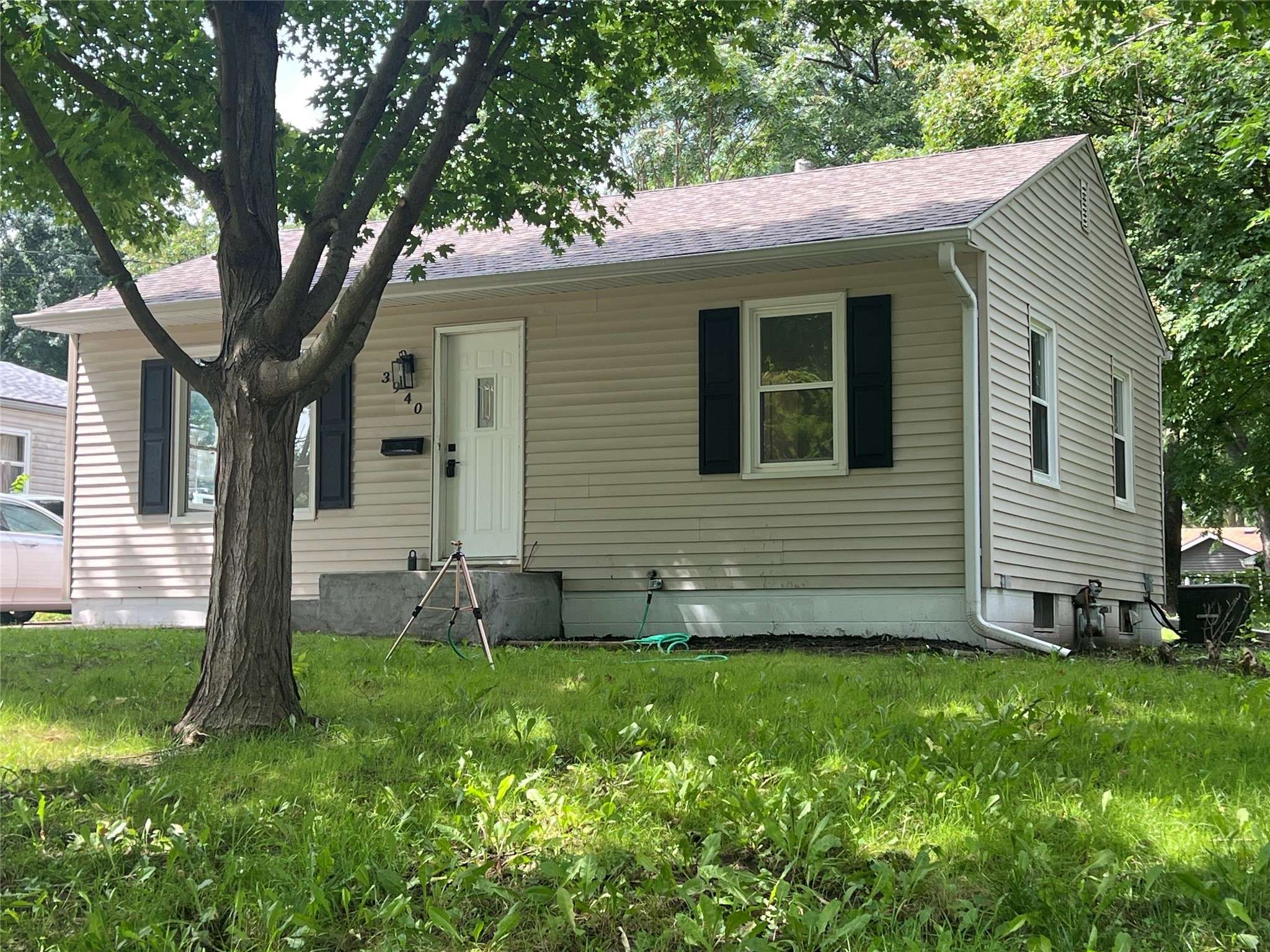 Des Moines, IA 50310,3940 51st Street