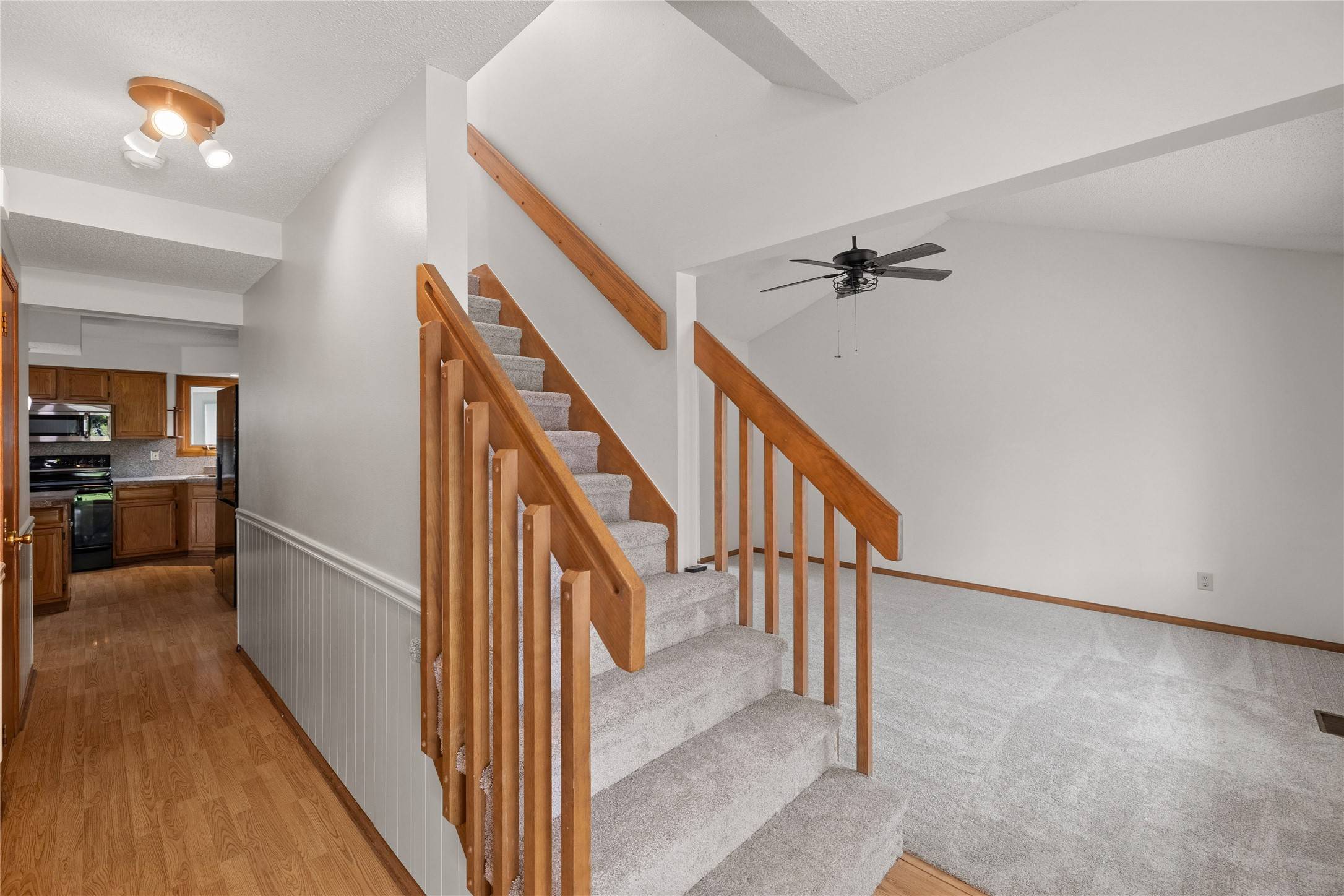 Altoona, IA 50009,725 11th Street SE