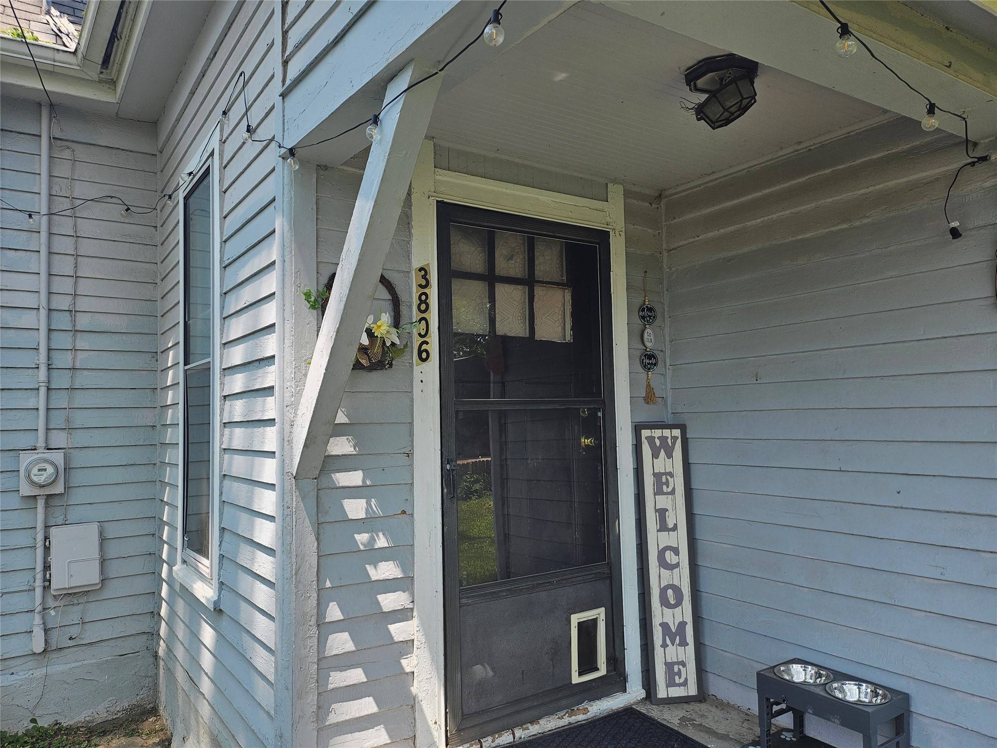 Des Moines, IA 50313,3806 12th Street