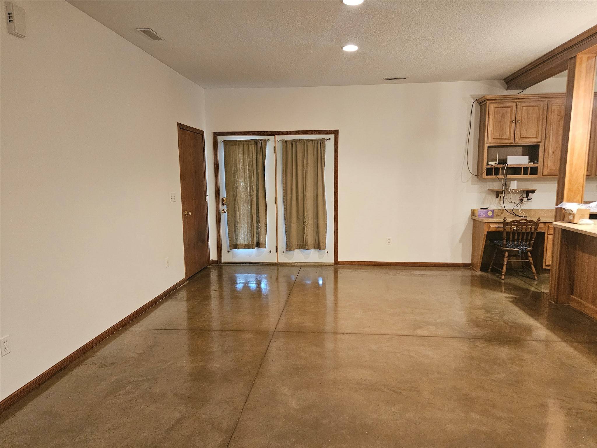 Indianola, IA 50125,15368 Newbold Street