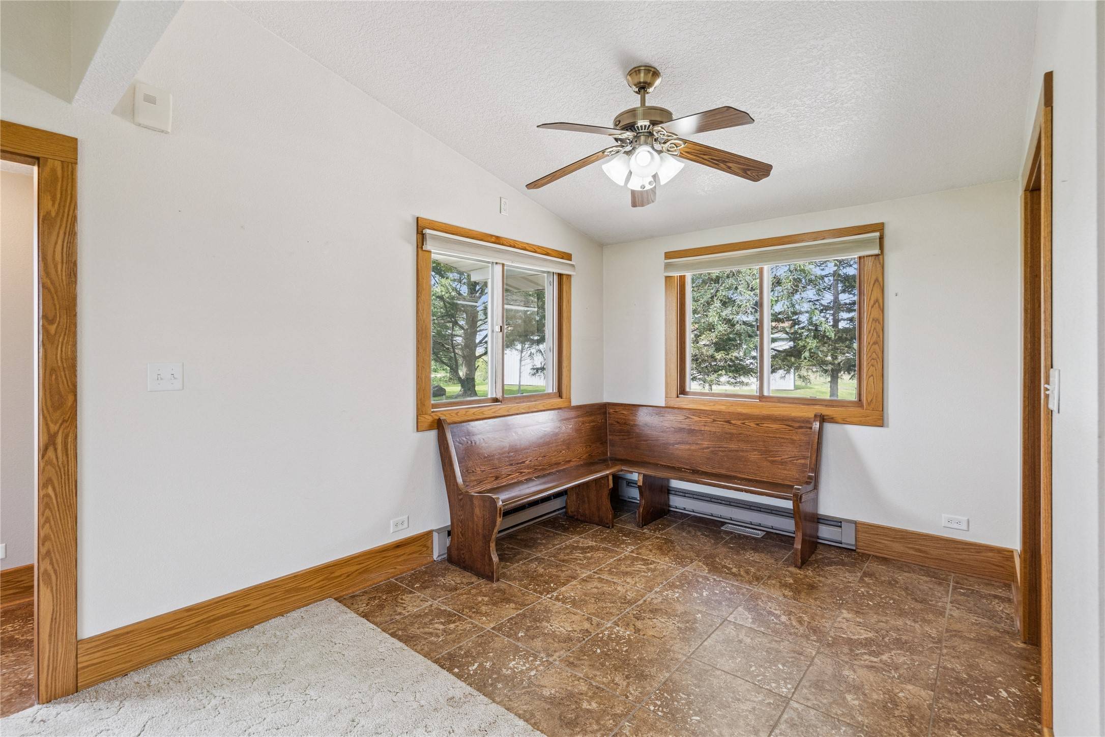 St Charles, IA 50240,19363 20th Avenue