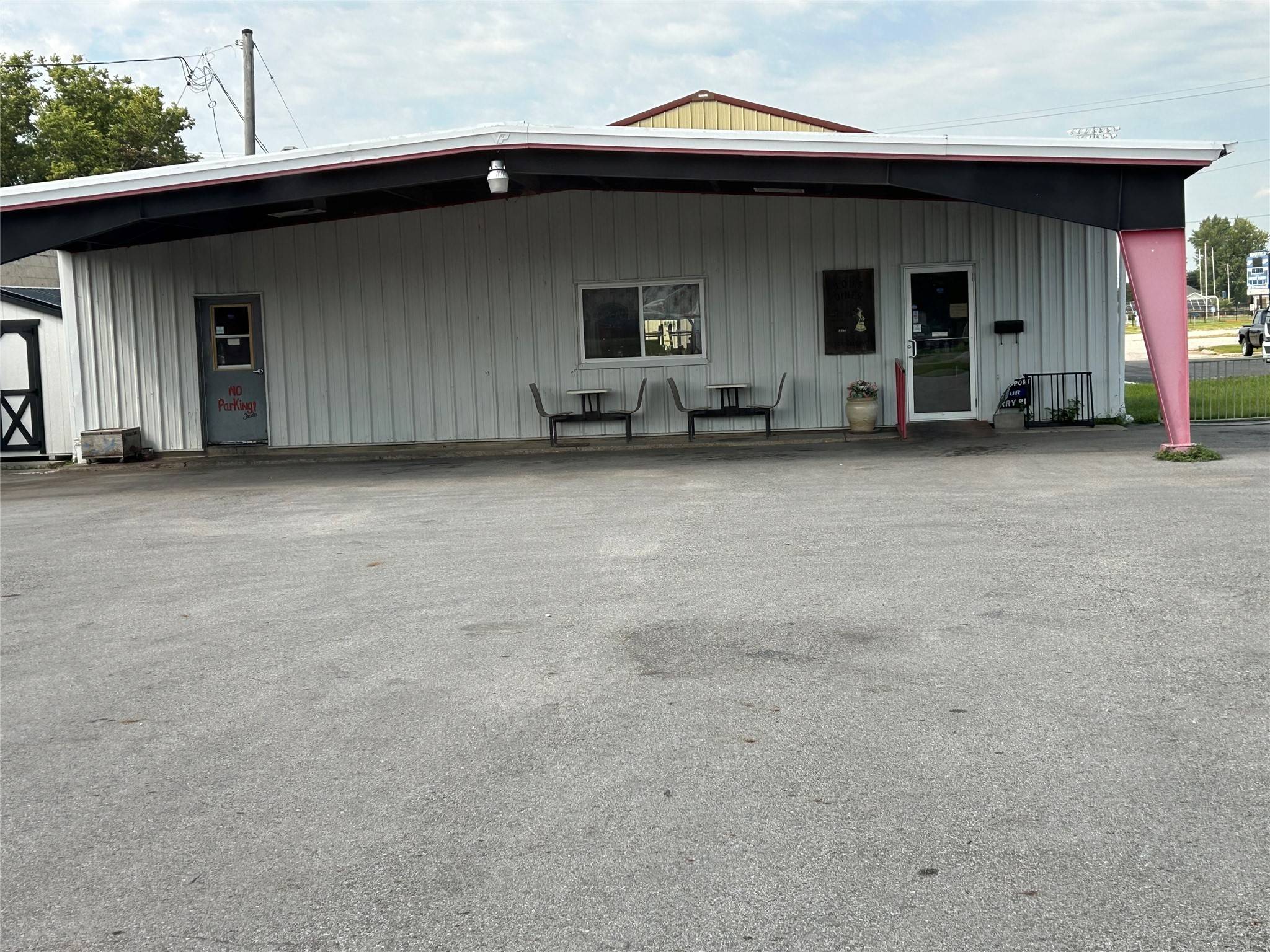 Perry, IA 50220,2720 Willis Avenue