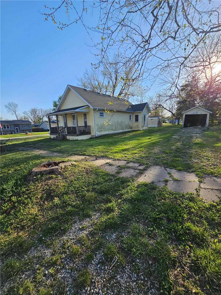 Murray, IA 50174,310 MCCLELLAN Street