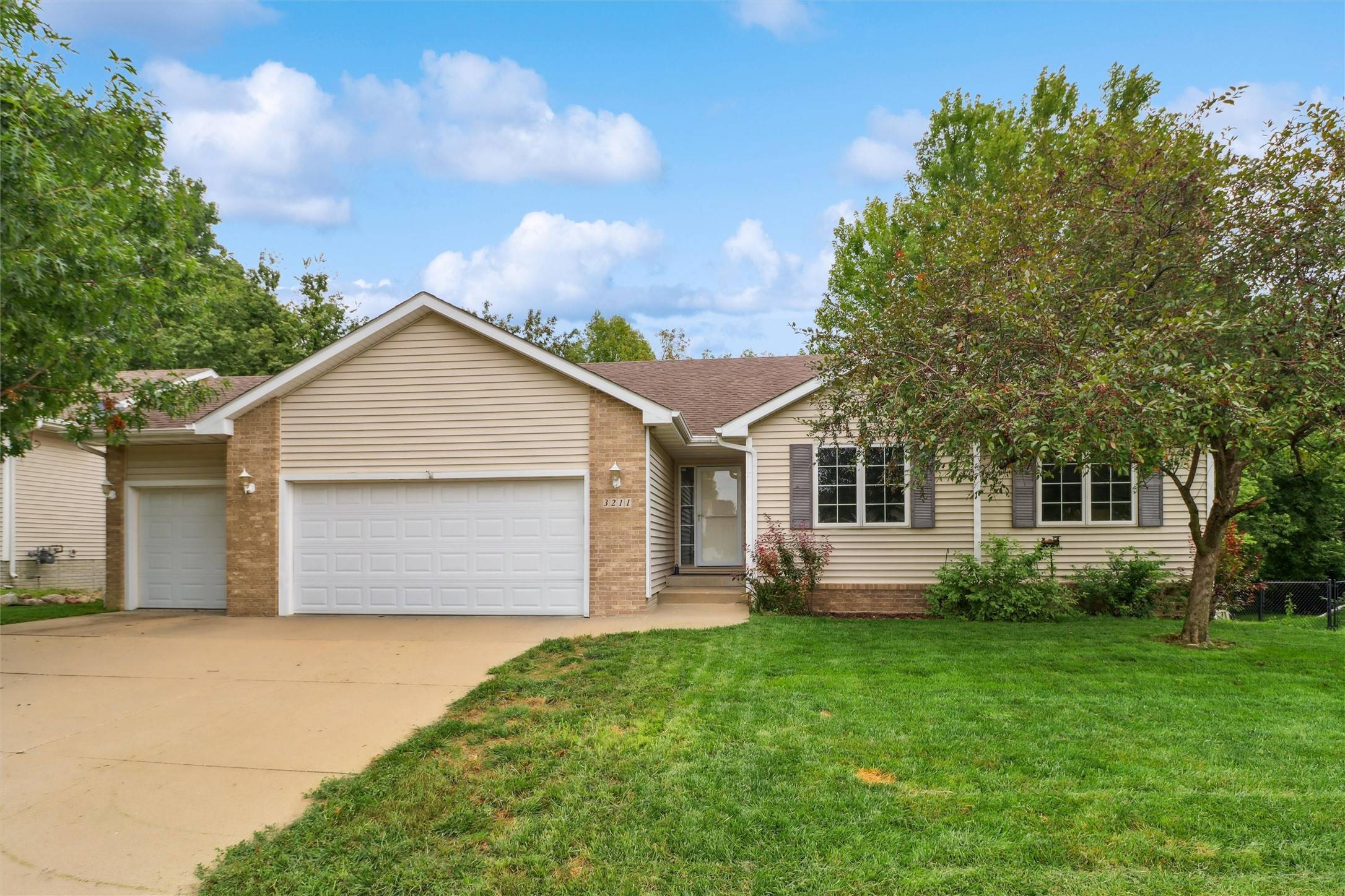 Ankeny, IA 50023,3211 SW Applewood Street