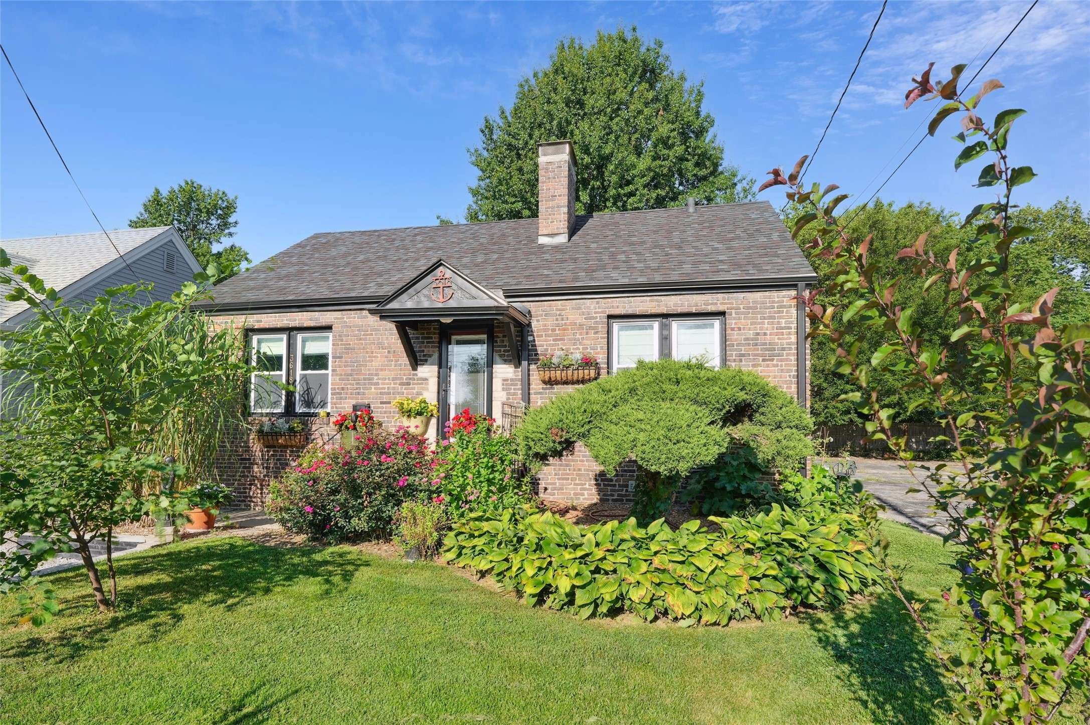 Des Moines, IA 50315,3618 SW 9th Street