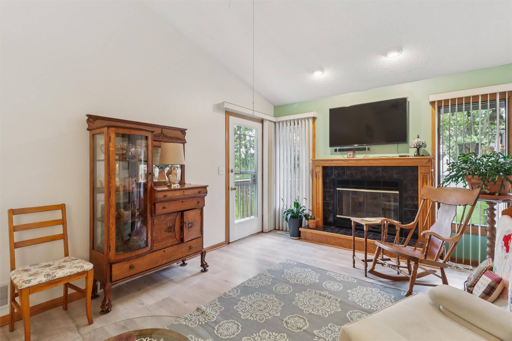 Urbandale, IA 50322,4719 71st Street