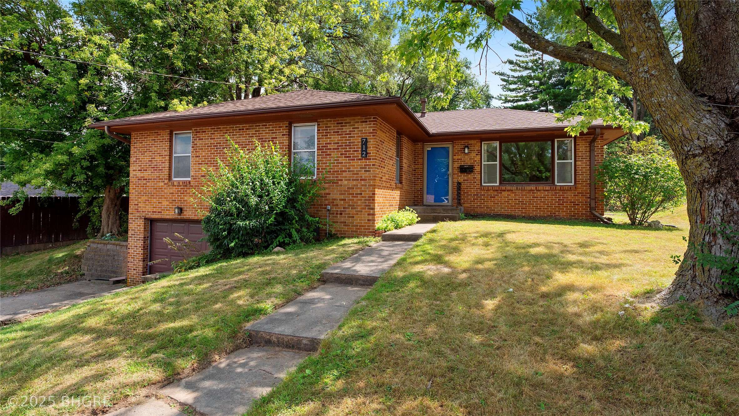 West Des Moines, IA 50265,712 Clegg Road