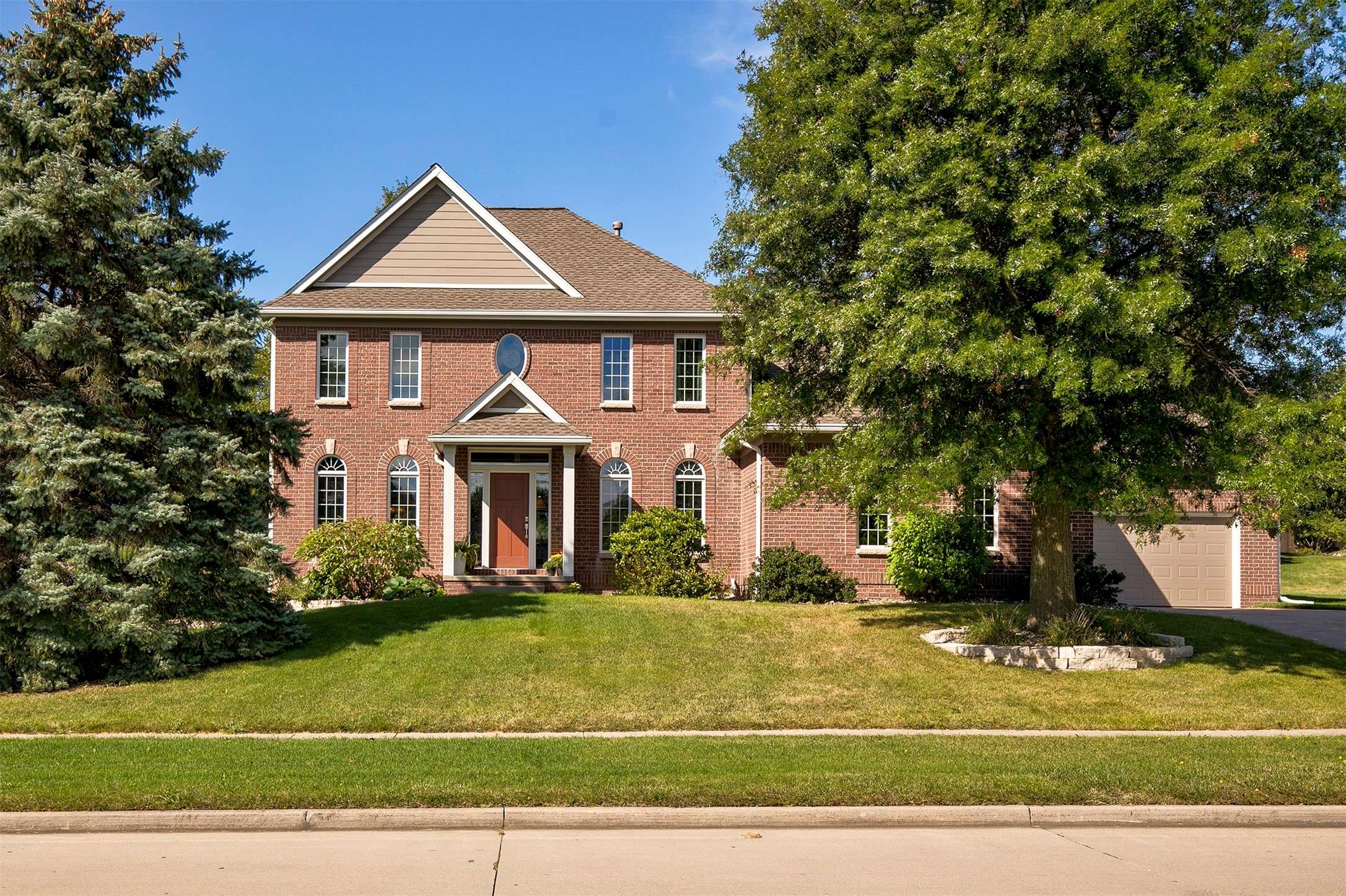 West Des Moines, IA 50265,1683 S 49th Street