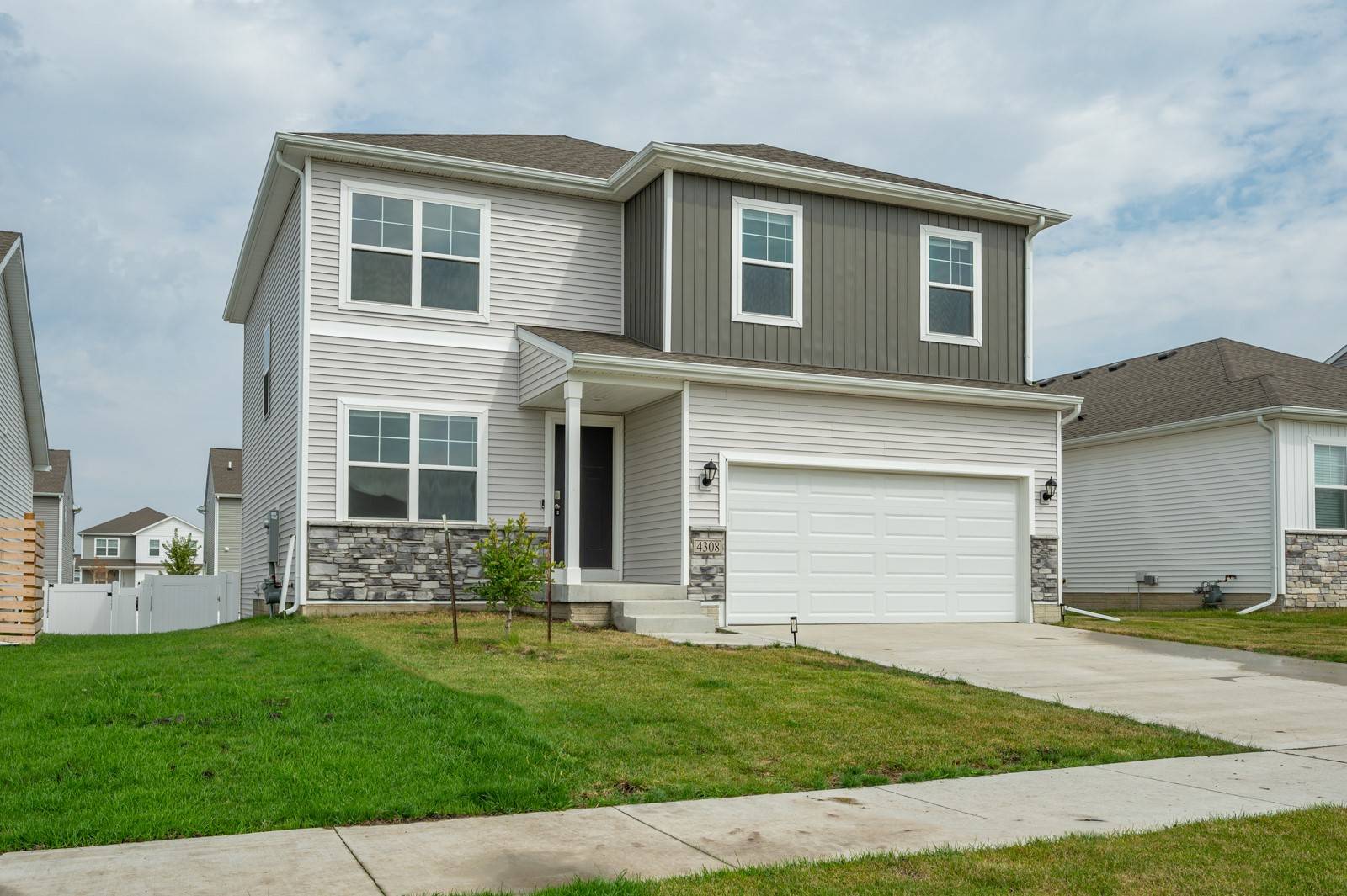 Ankeny, IA 50021,4308 NE 15th Street