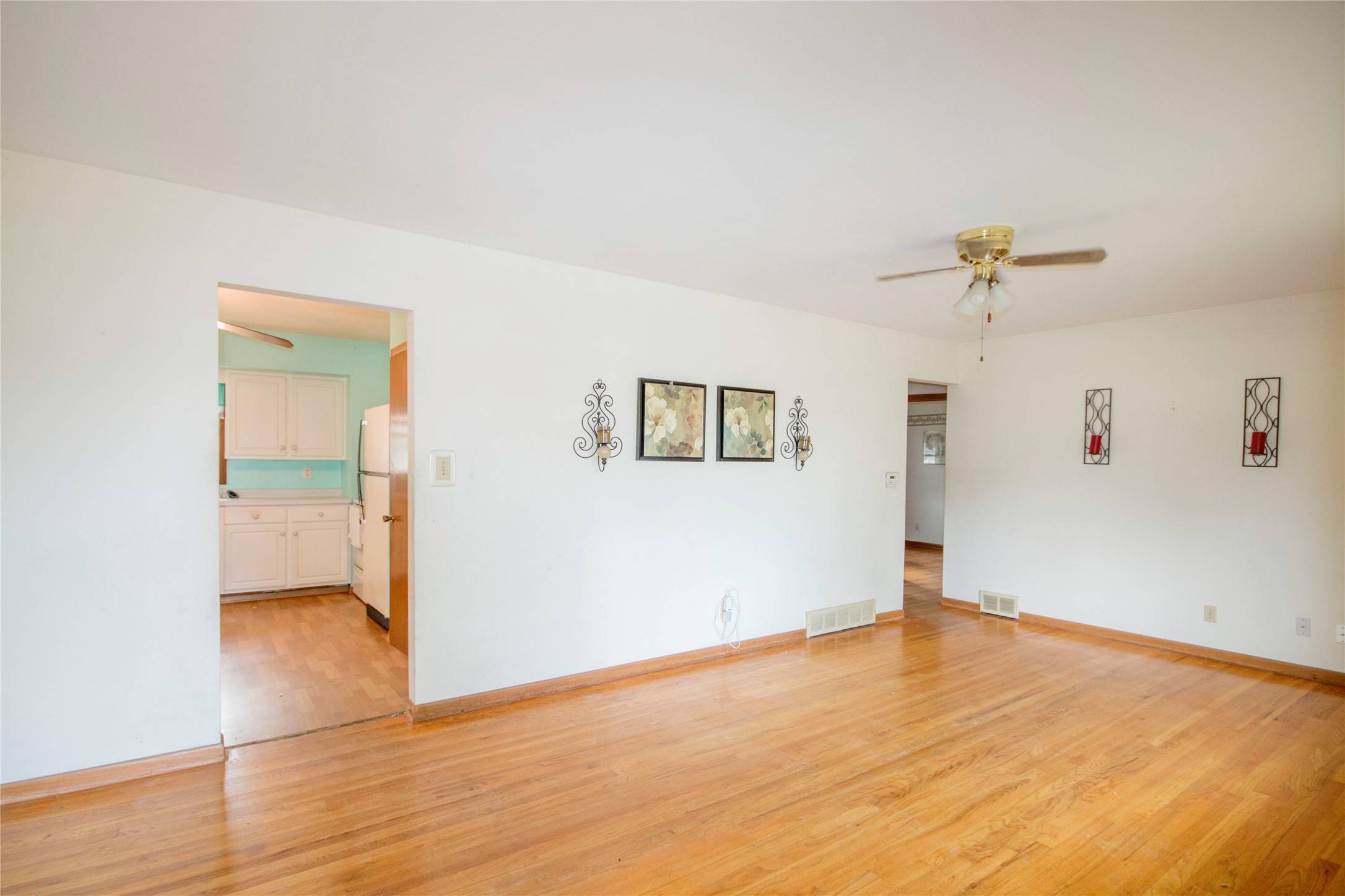 Urbandale, IA 50322,4105 65th Street