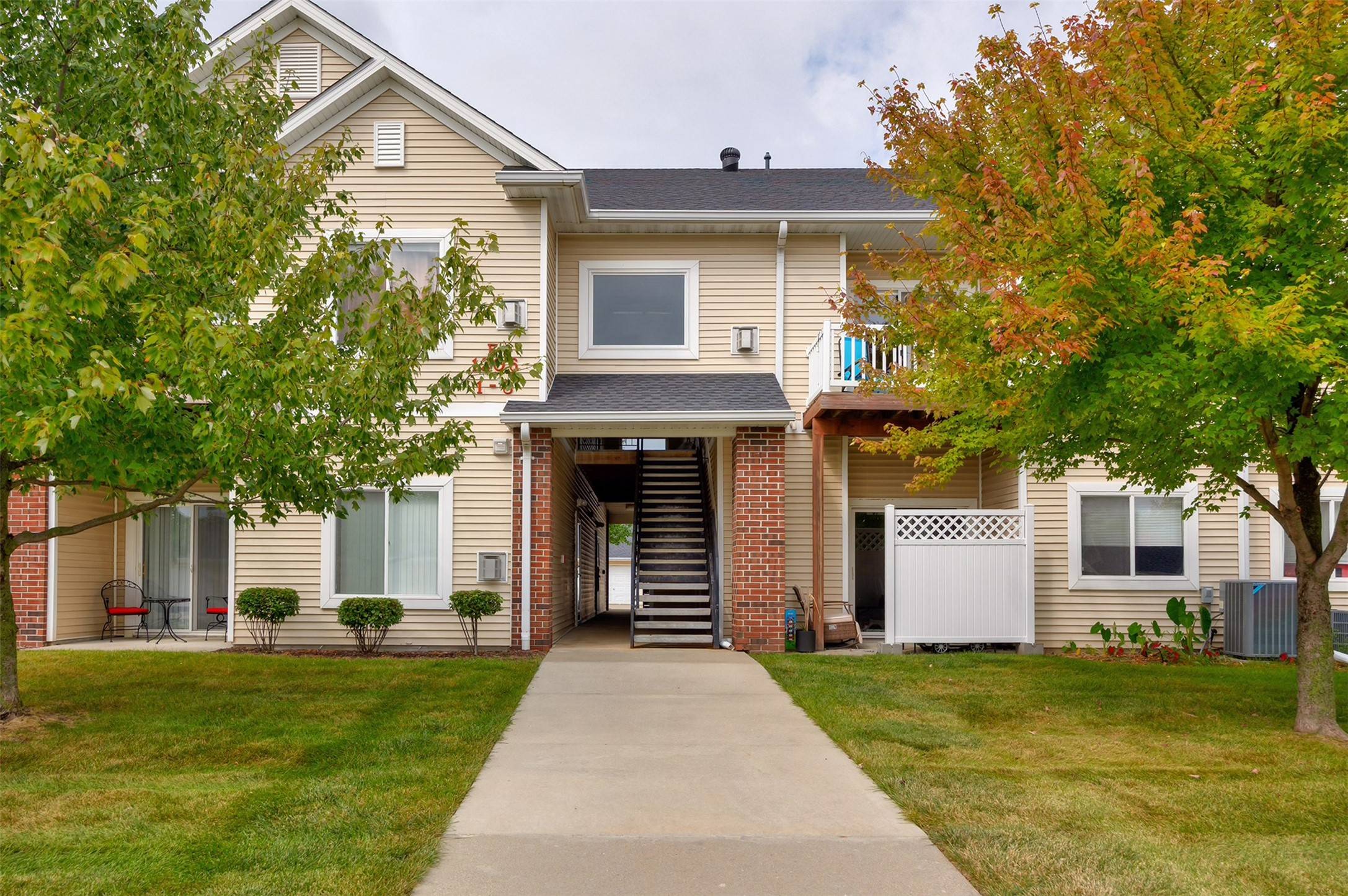 Ankeny, IA 50021,1206 NE 5th Lane #F6