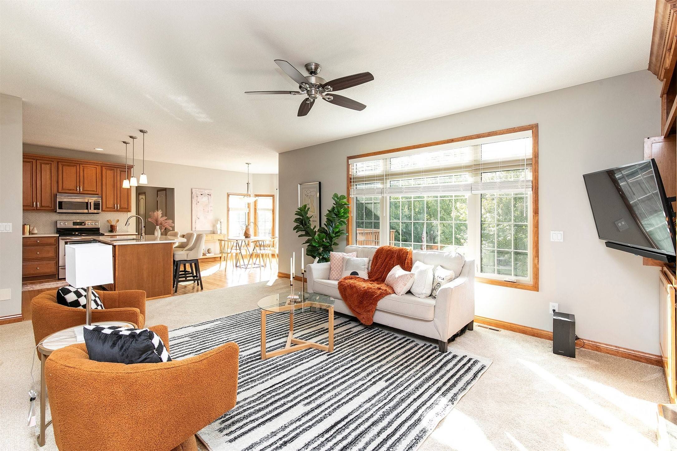 Urbandale, IA 50323,16002 Tanglewood Drive