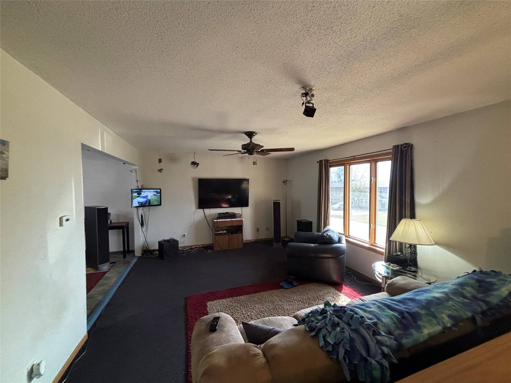 Perry, IA 50220,318 7th Street