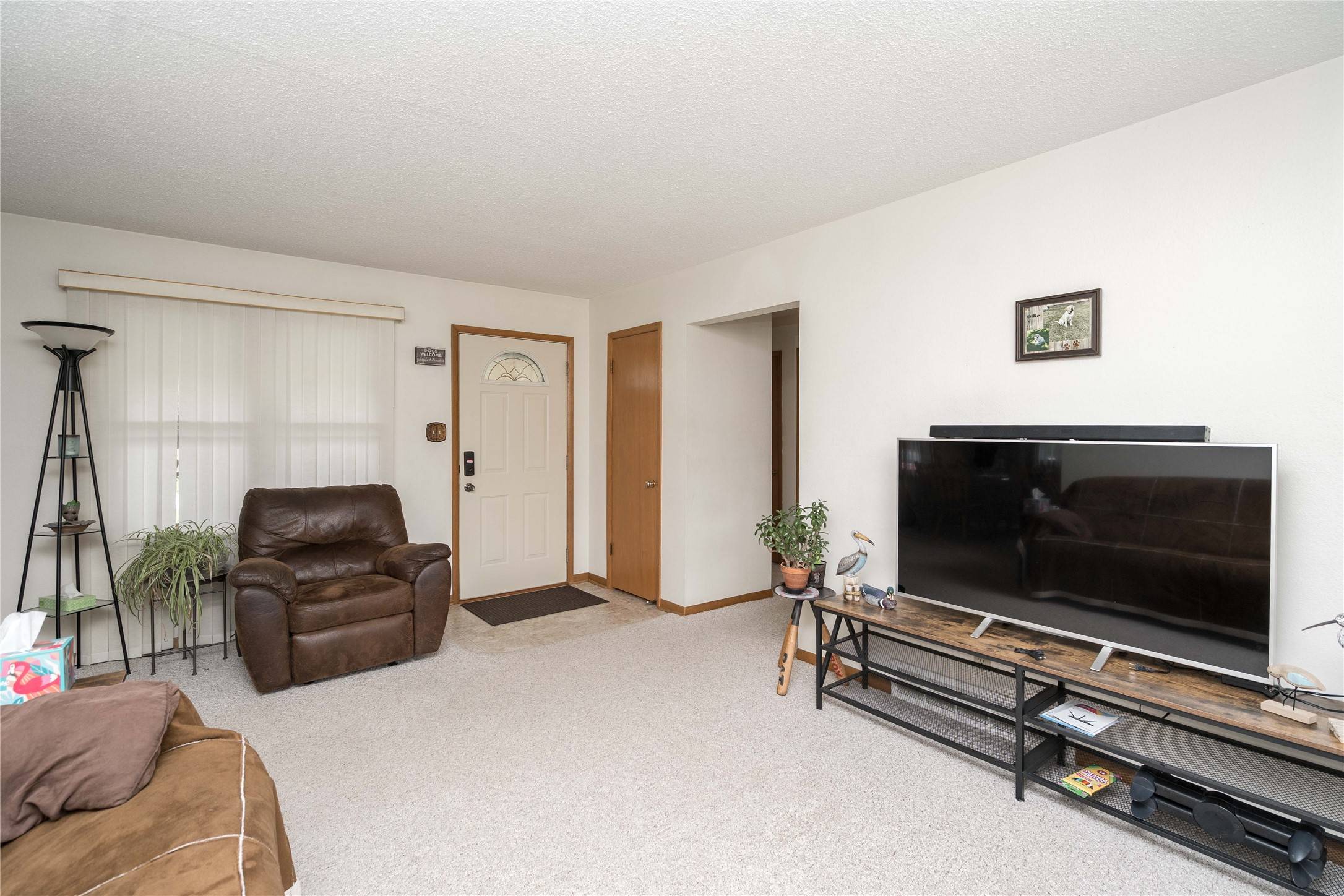 Des Moines, IA 50315,118 E Pleasant View Drive