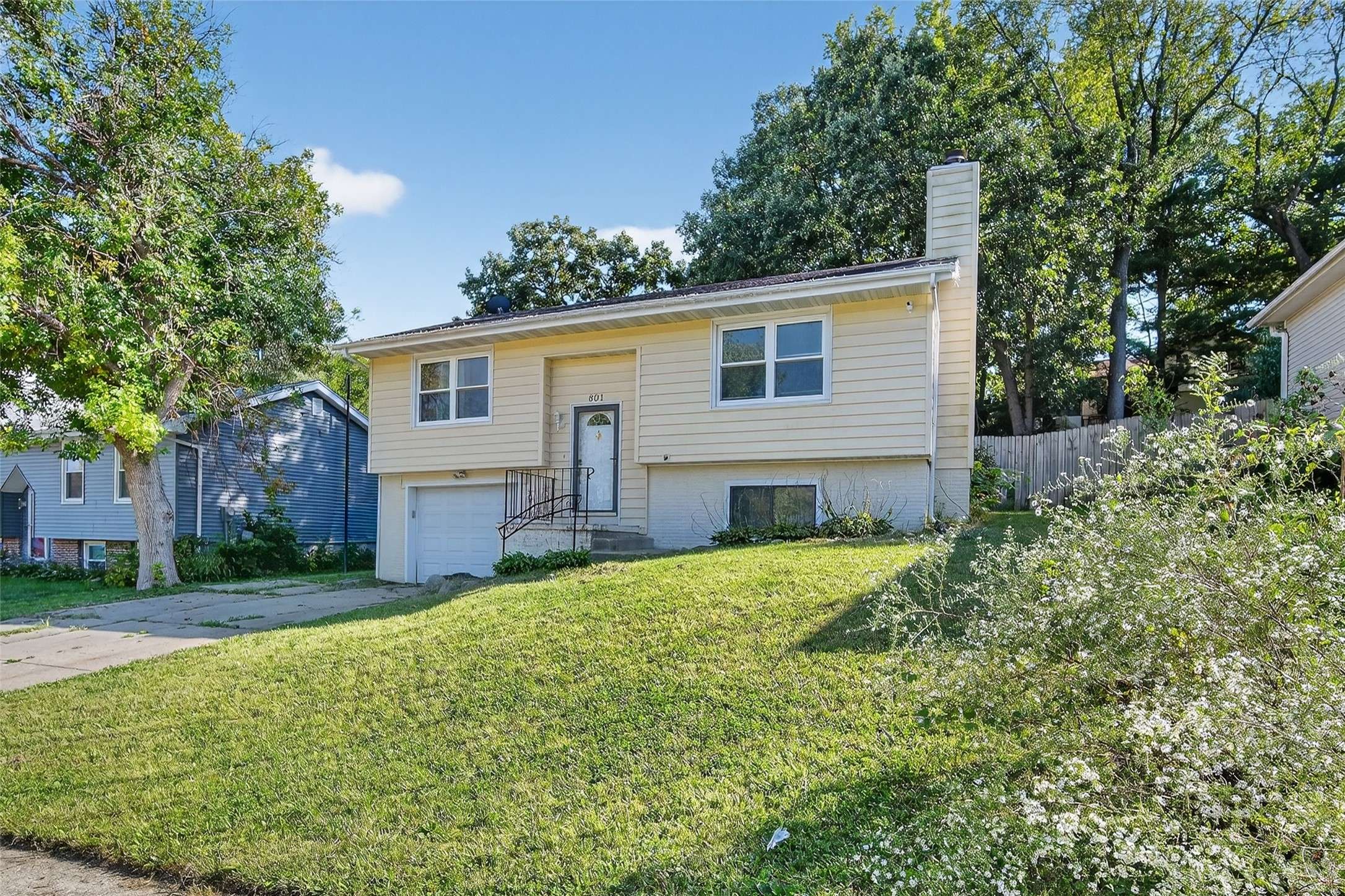 Des Moines, IA 50315,801 E Hackley Avenue