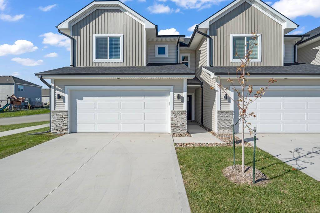 Johnston, IA 50131,6908 Poppy Court